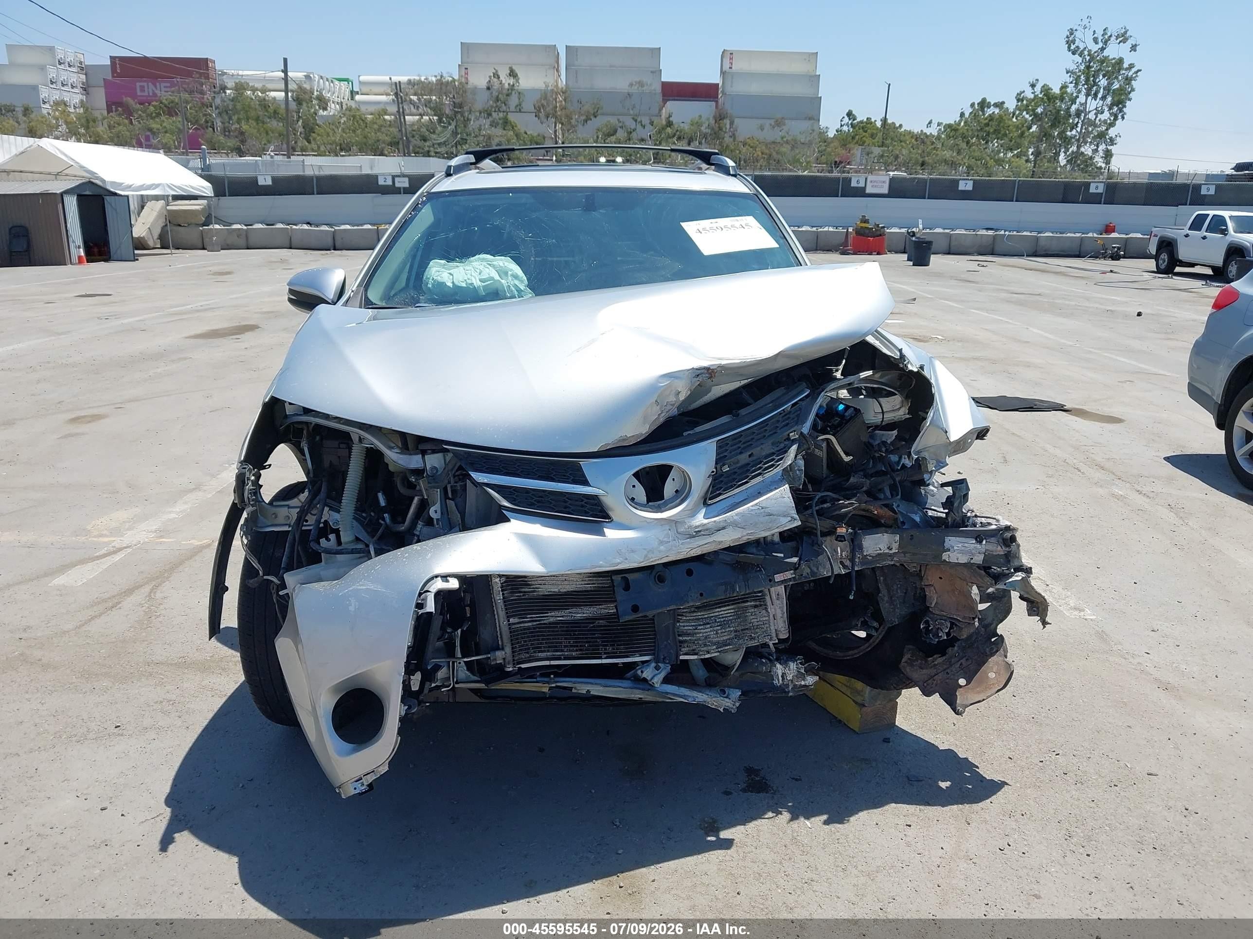 2013 Toyota Rav4 Xle Серебряный vin: 2T3WFREV6DW044314