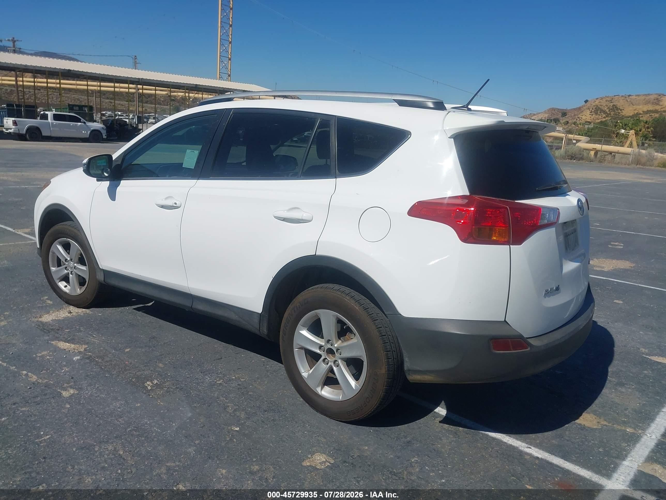2013 Toyota Rav4 Xle Белый vin: 2T3WFREV6DW060609