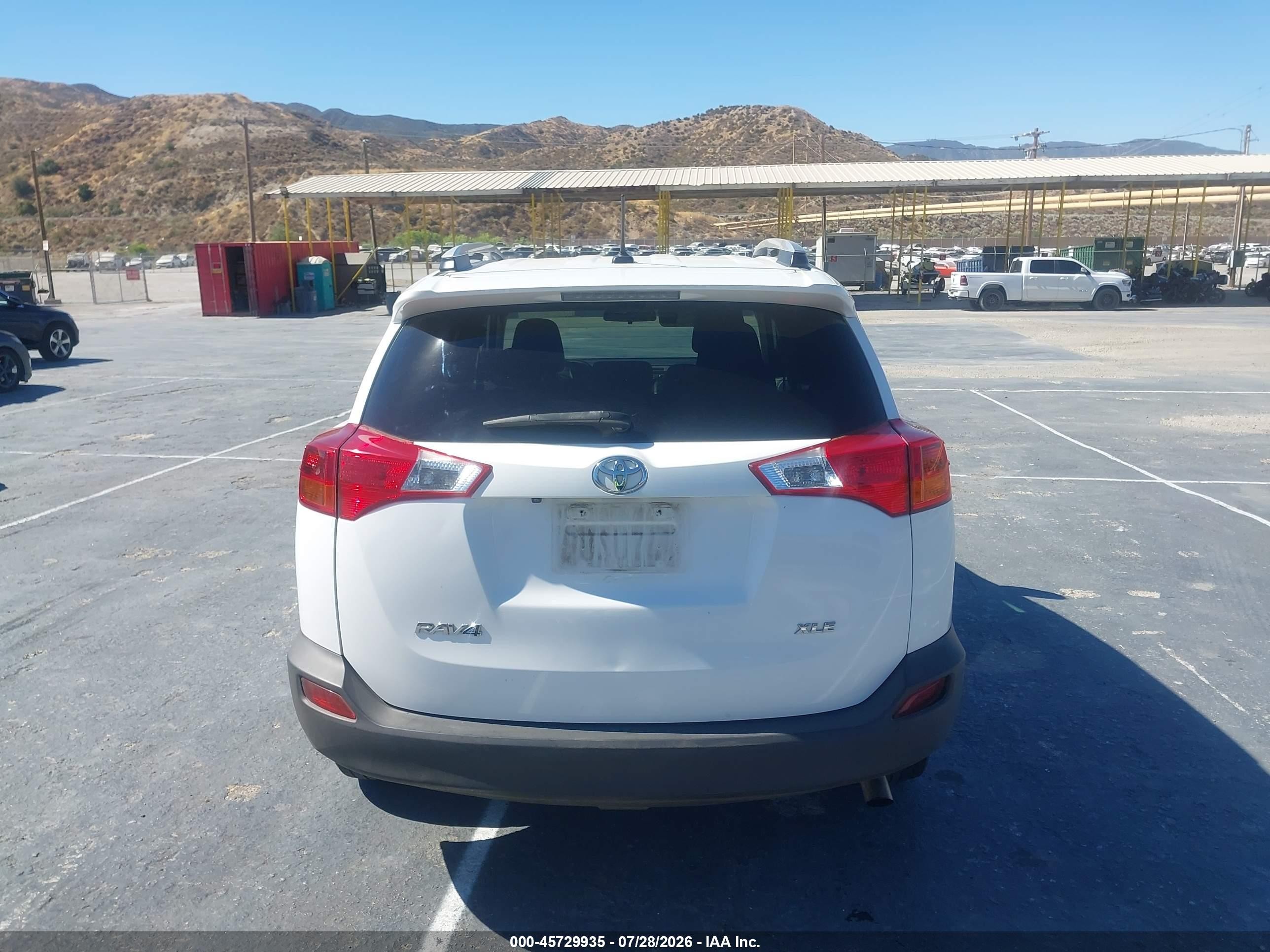 2013 Toyota Rav4 Xle Белый vin: 2T3WFREV6DW060609