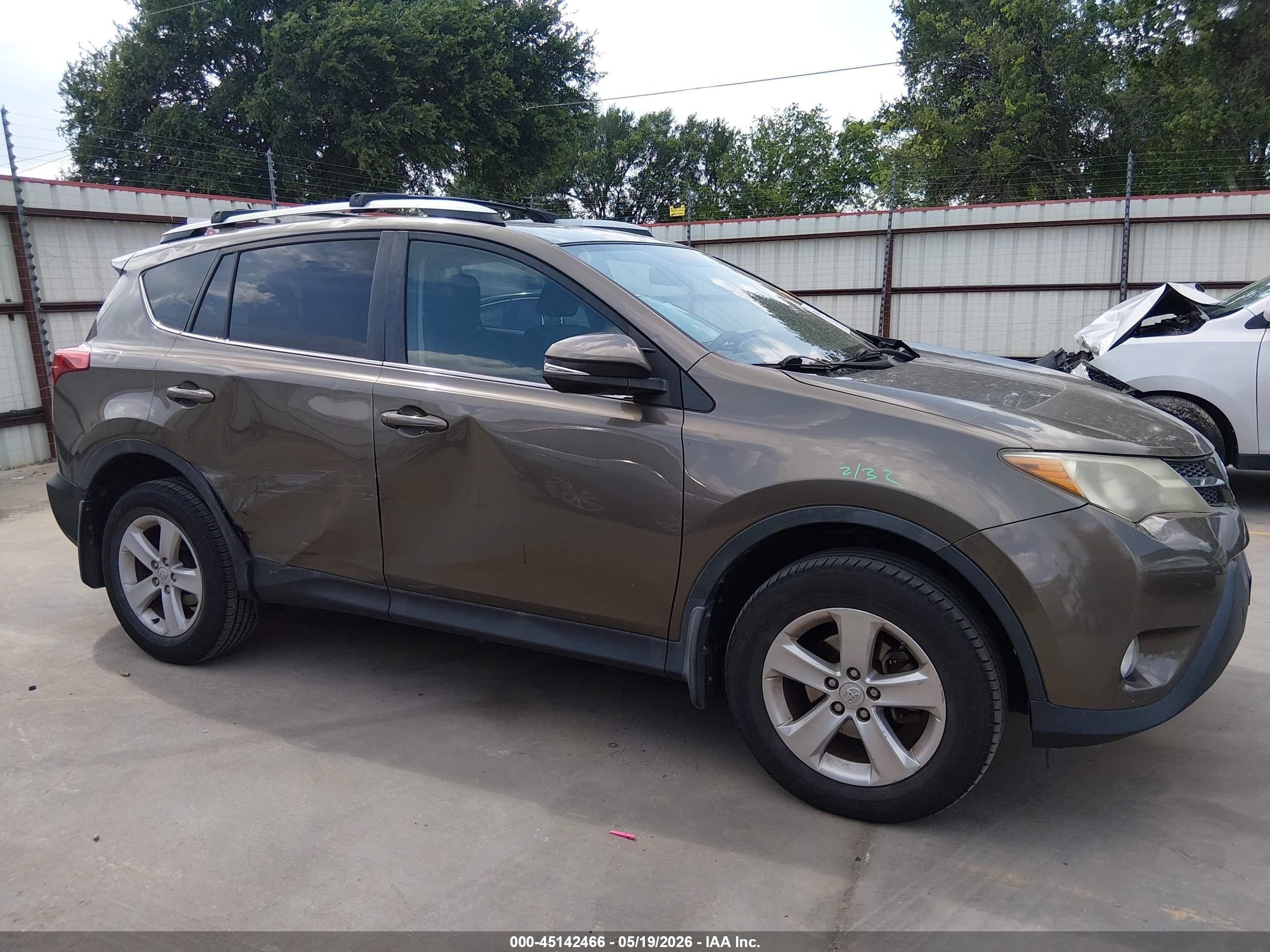2014 Toyota Rav4 Xle Brown vin: 2T3WFREV6EW088363