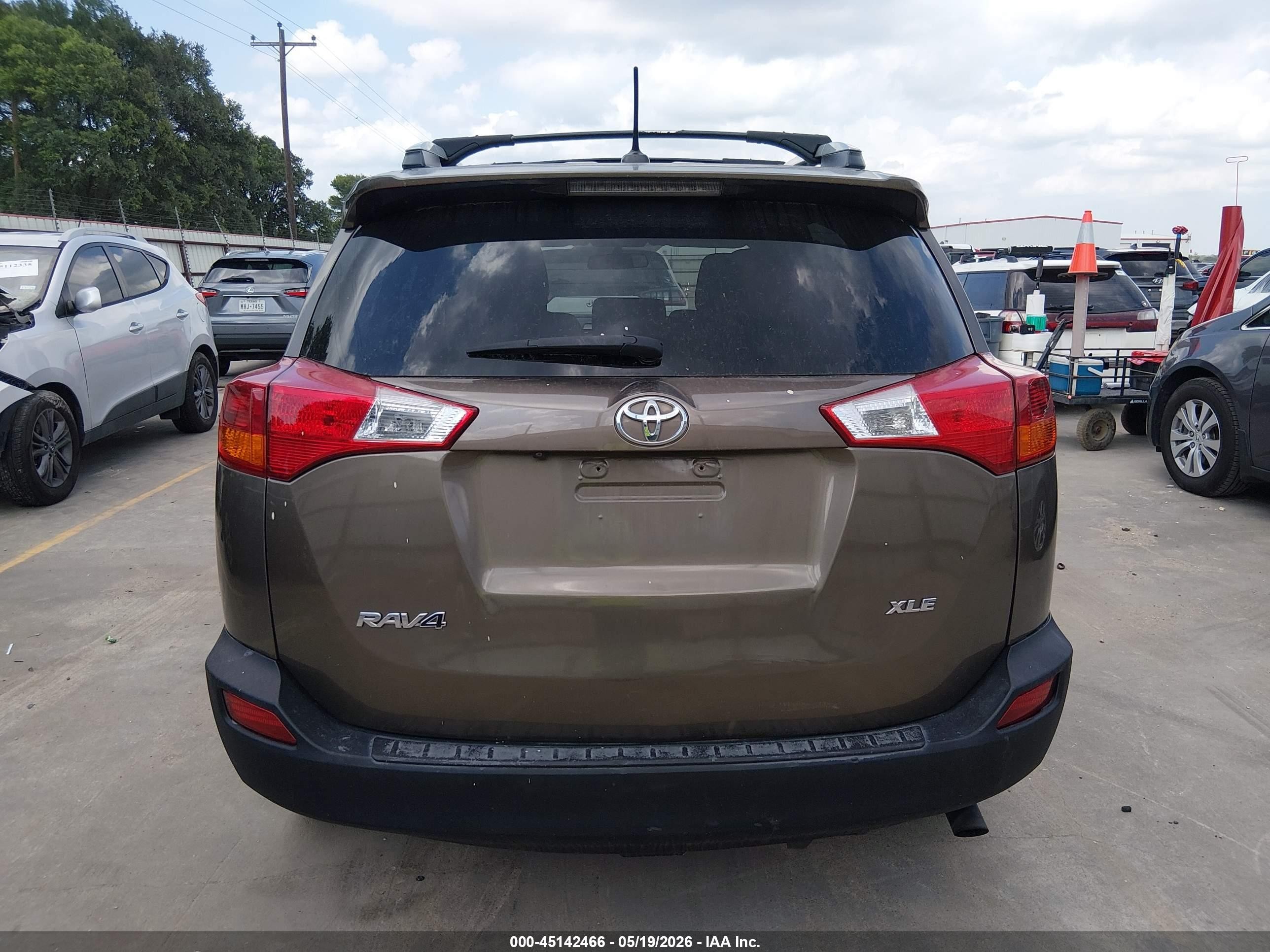 2014 Toyota Rav4 Xle Brown vin: 2T3WFREV6EW088363