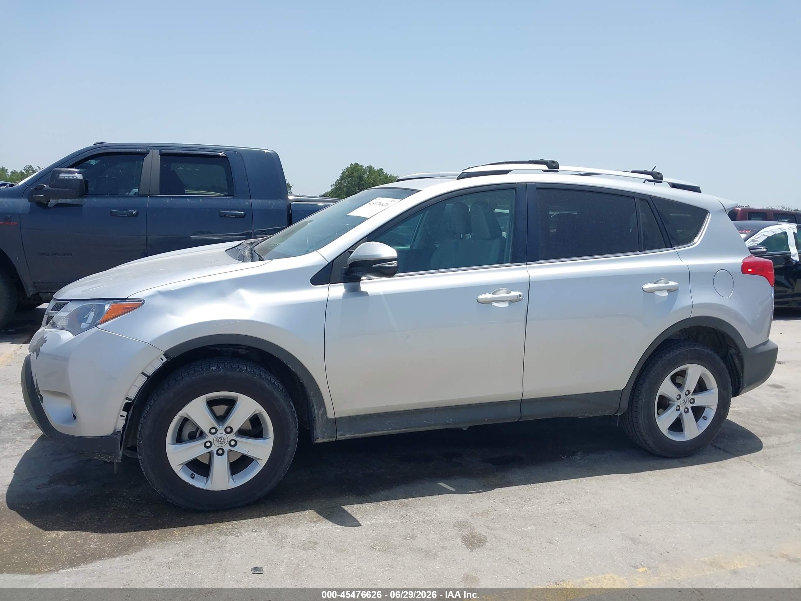 2014 Toyota Rav4 Xle Silver vin: 2T3WFREV6EW092509