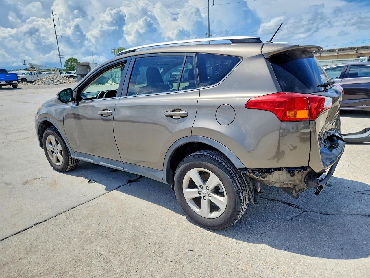 2014 Toyota Rav4 Xle Tan vin: 2T3WFREV6EW110247