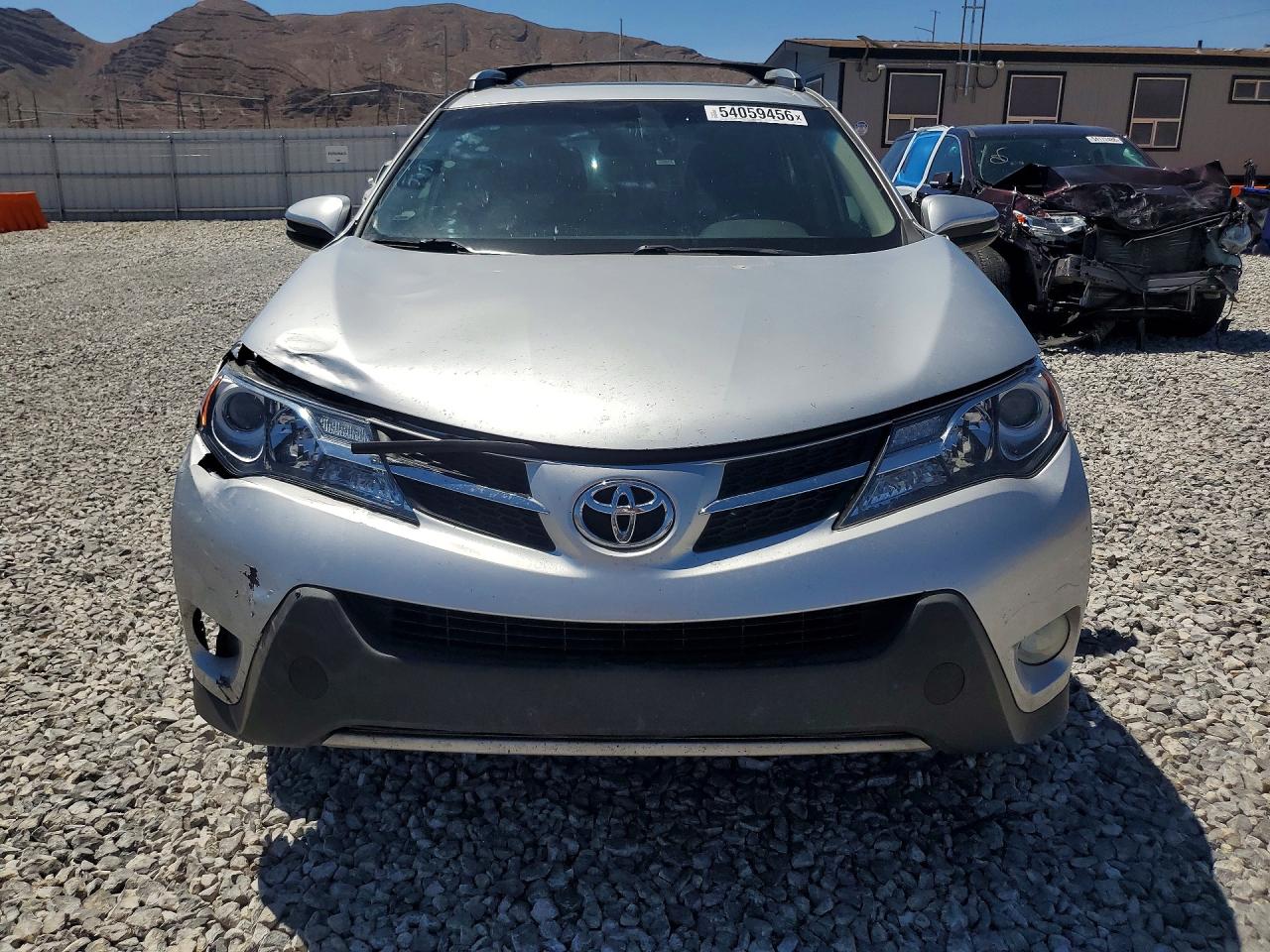 2015 Toyota Rav4 Xle Silver vin: 2T3WFREV6FW154332