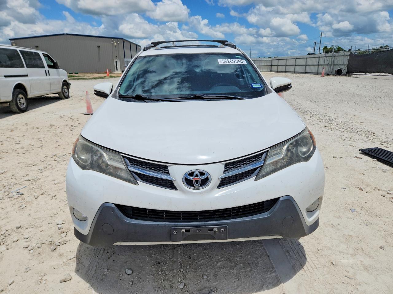 2015 Toyota Rav4 Xle White vin: 2T3WFREV6FW201052