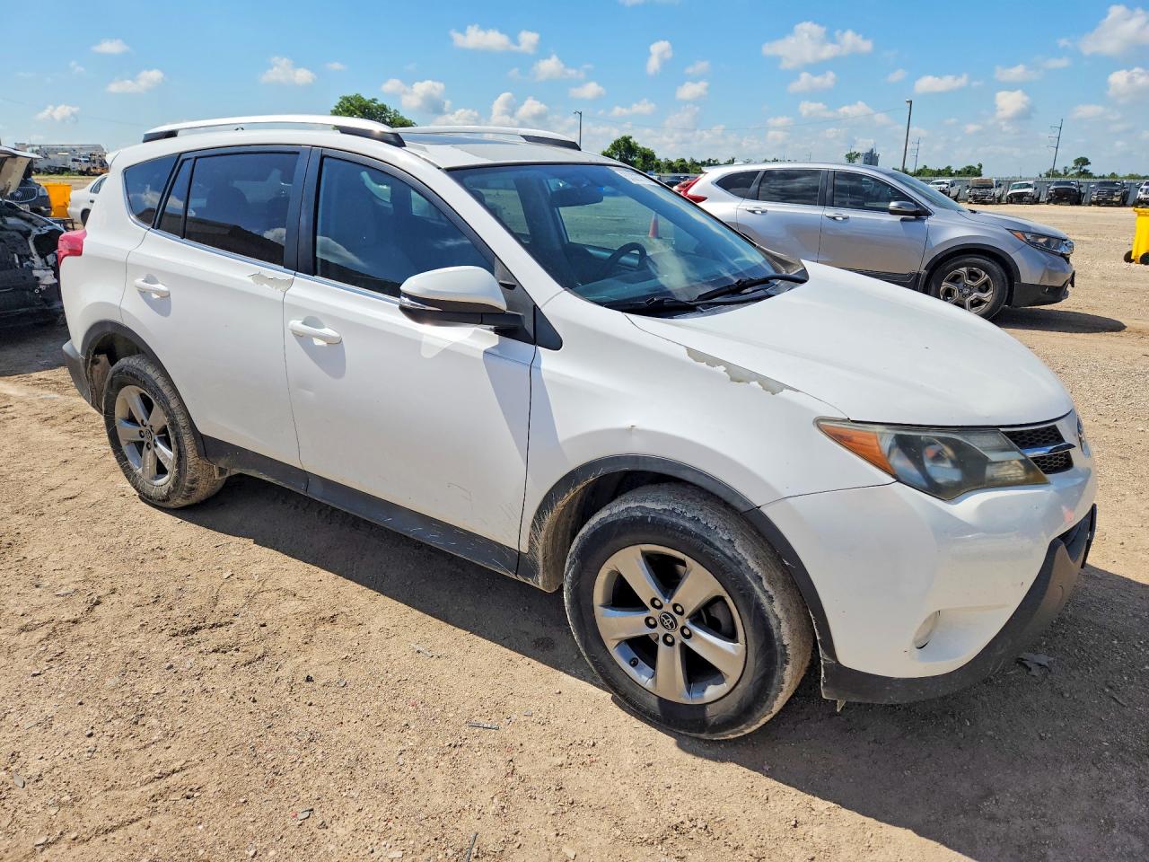 2015 Toyota Rav4 Xle White vin: 2T3WFREV6FW214044