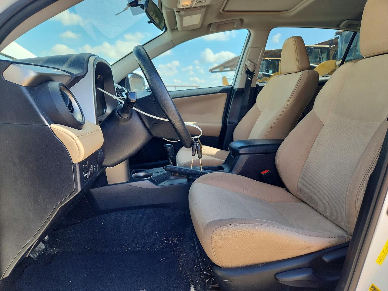 2015 Toyota Rav4 Xle White vin: 2T3WFREV6FW214044