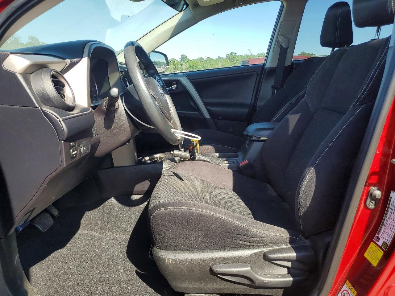2018 Toyota Rav4 Xle Red vin: 2T3WFREV6JW434356