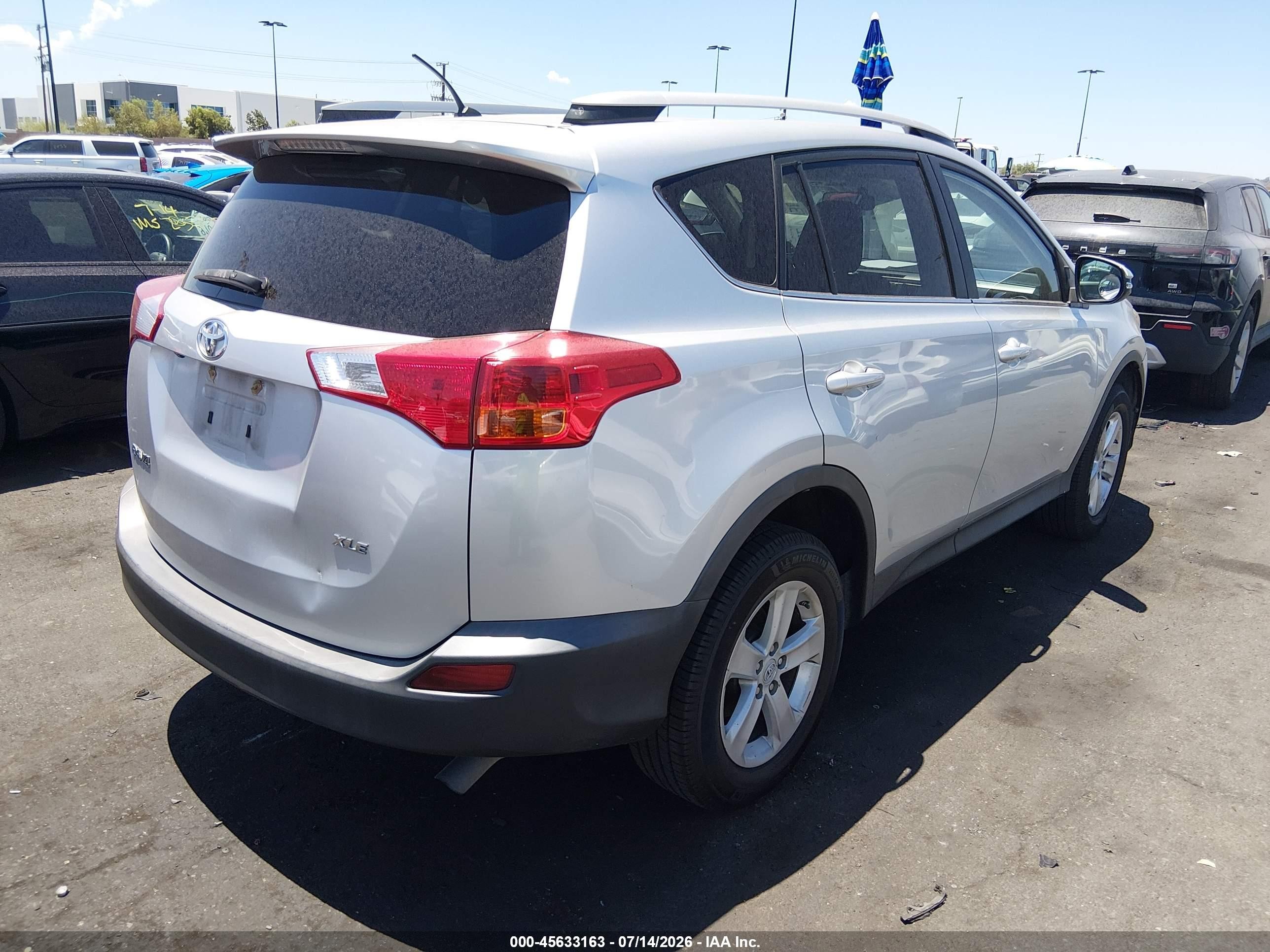 2013 Toyota Rav4 Xle Silver vin: 2T3WFREV7DW049263