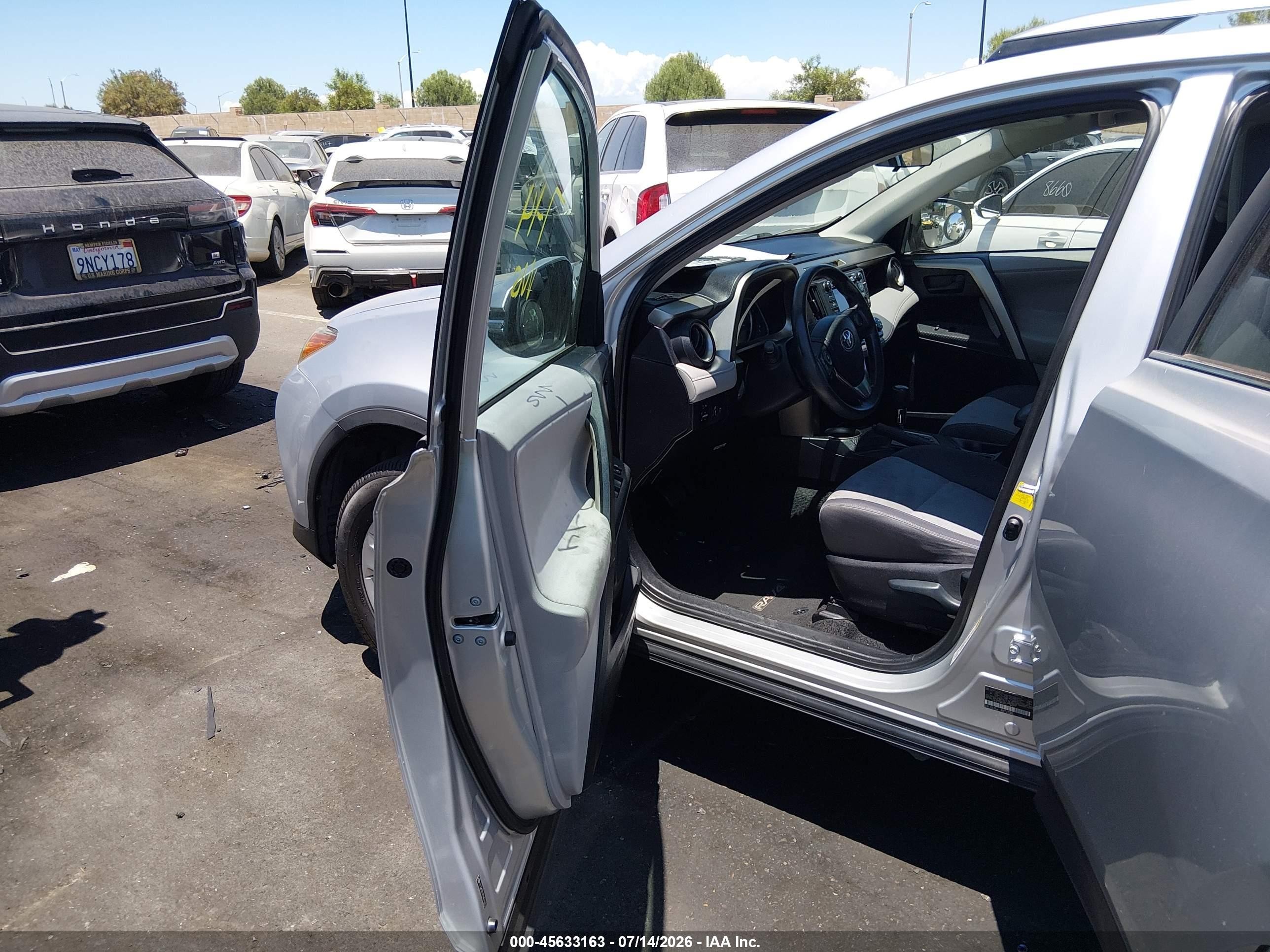 2013 Toyota Rav4 Xle Silver vin: 2T3WFREV7DW049263