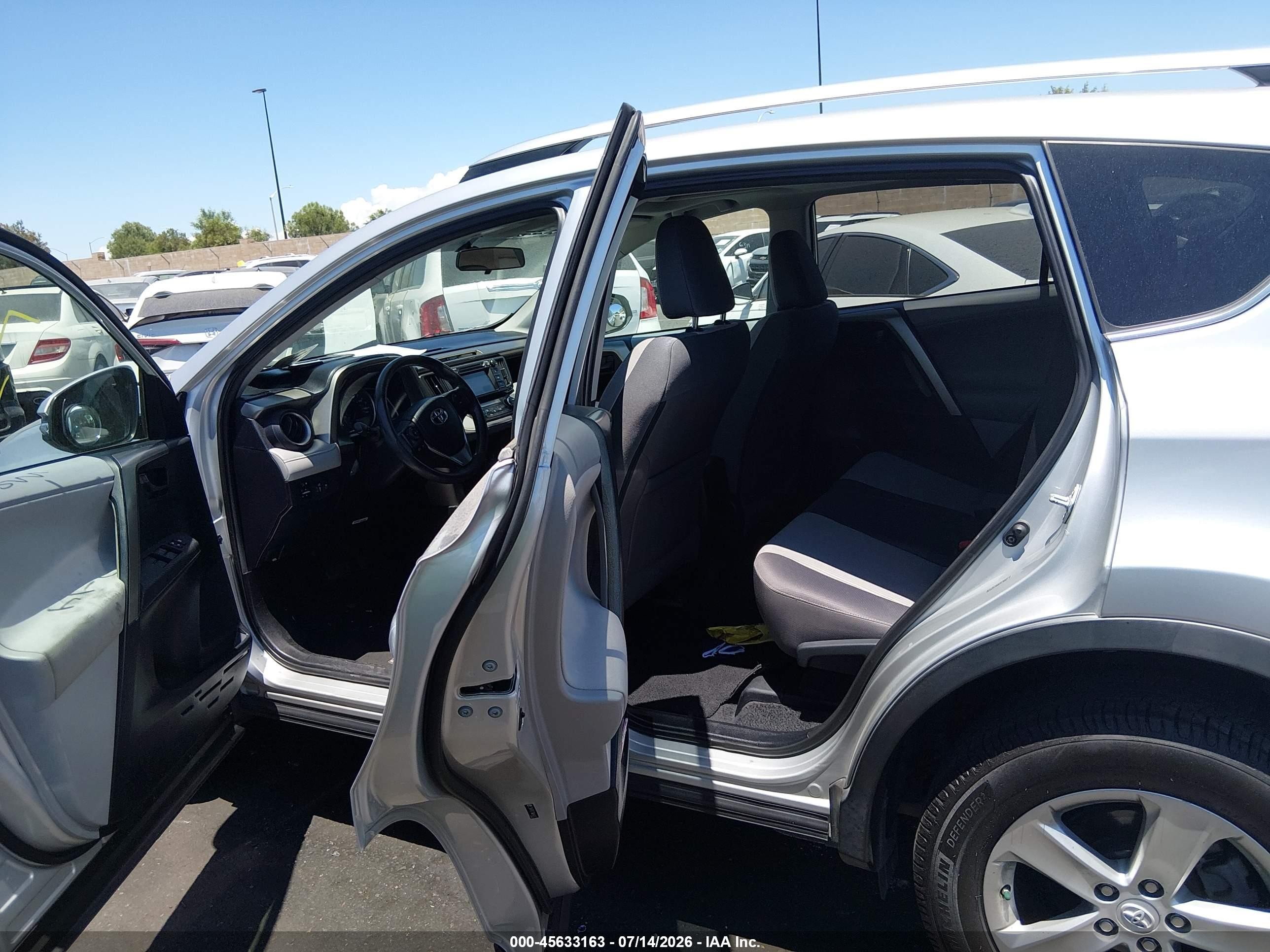 2013 Toyota Rav4 Xle Silver vin: 2T3WFREV7DW049263