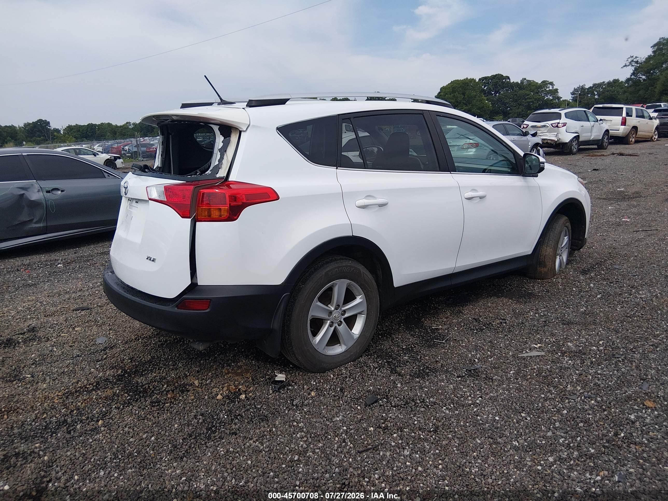 2014 Toyota Rav4 Xle White vin: 2T3WFREV7EW109558