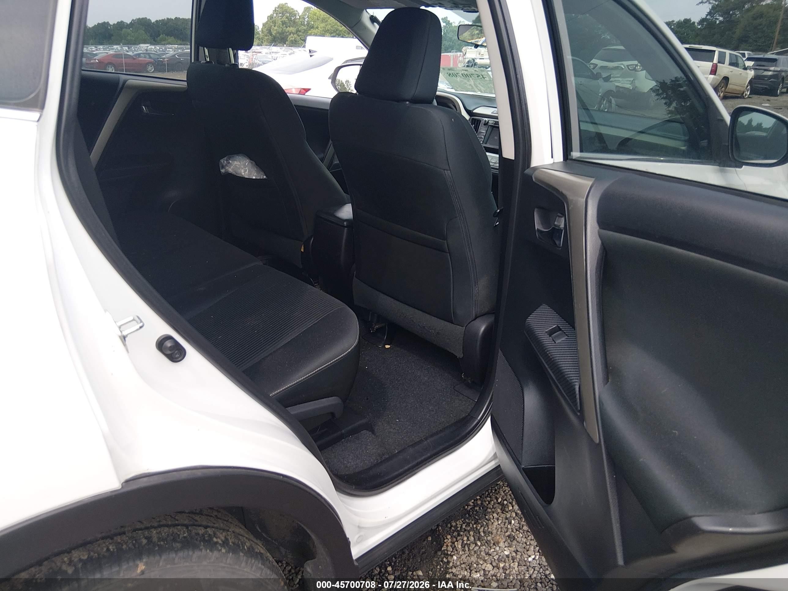 2014 Toyota Rav4 Xle White vin: 2T3WFREV7EW109558