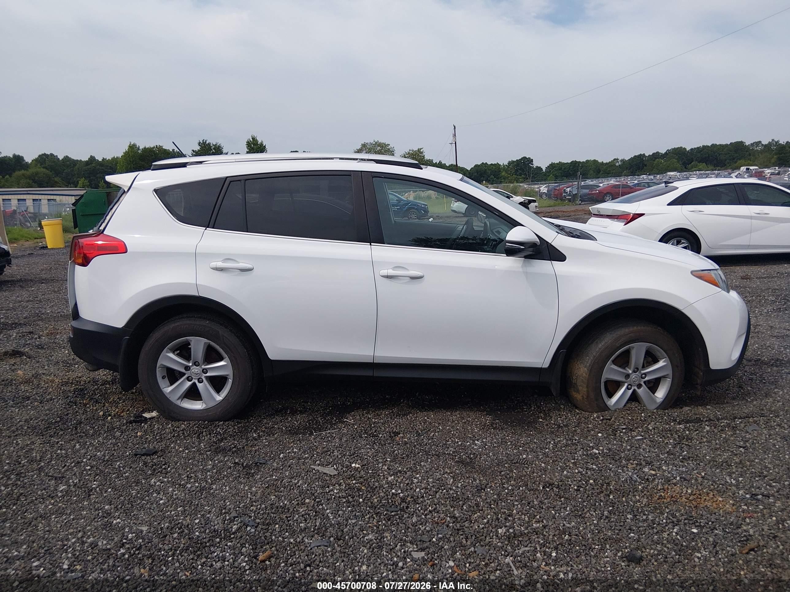 2014 Toyota Rav4 Xle White vin: 2T3WFREV7EW109558