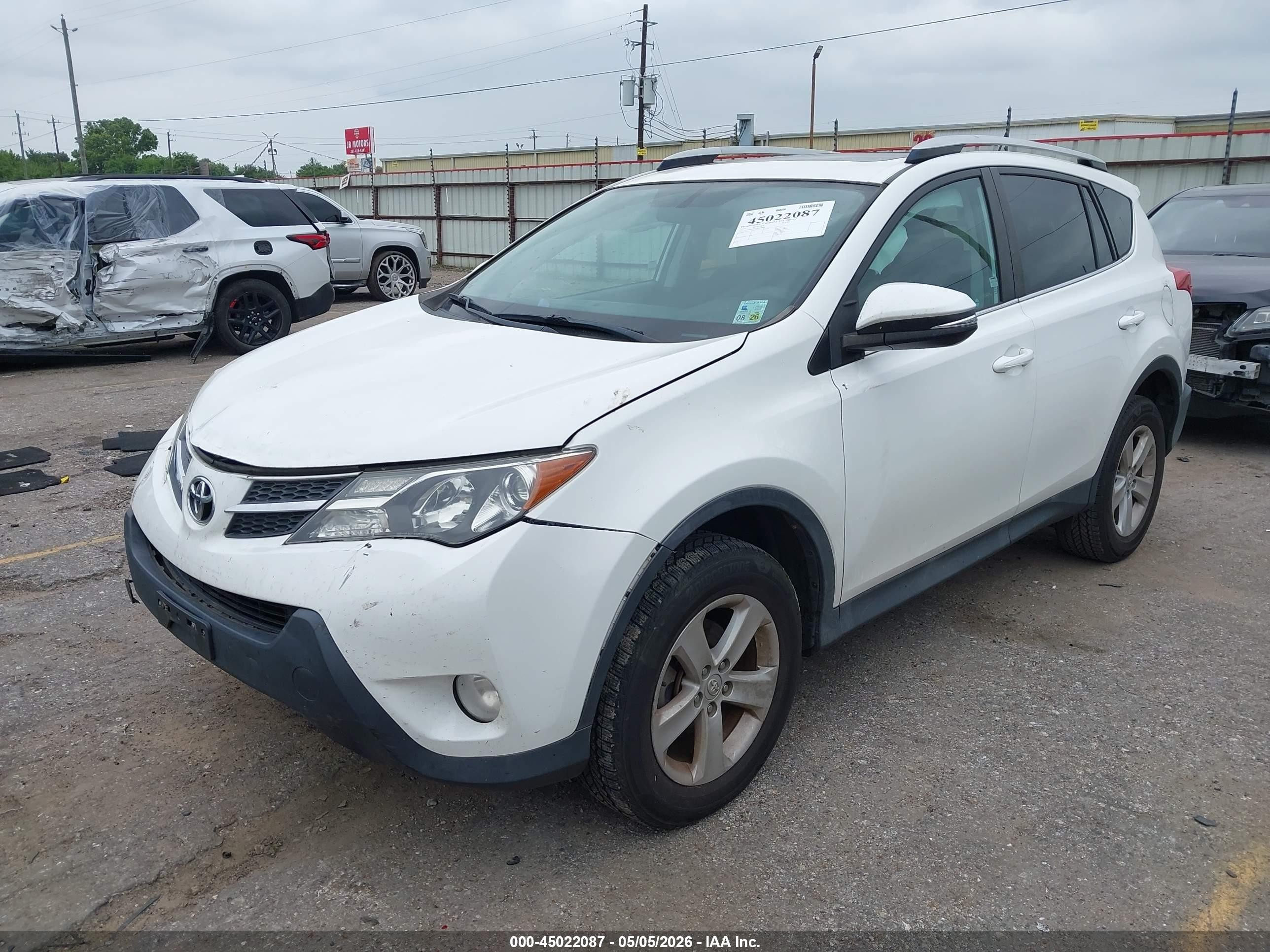 2014 Toyota Rav4 Xle White vin: 2T3WFREV7EW119488