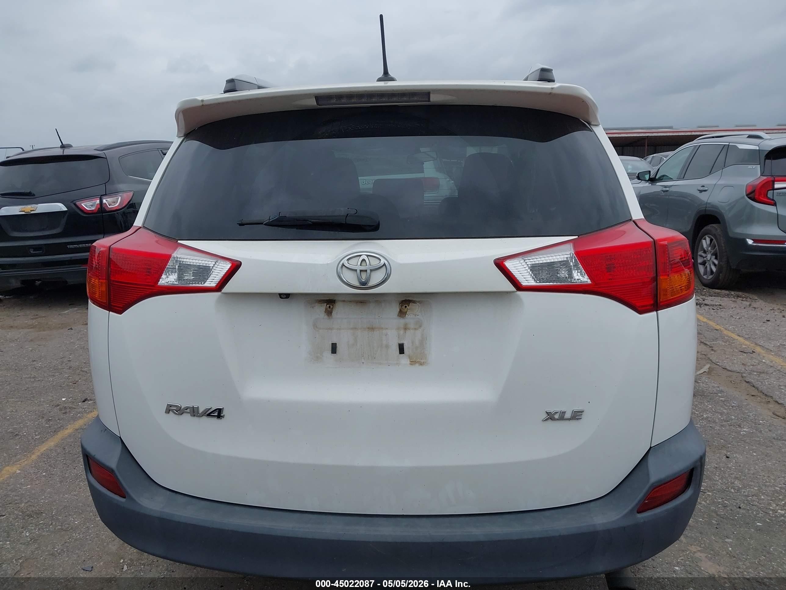 2014 Toyota Rav4 Xle White vin: 2T3WFREV7EW119488