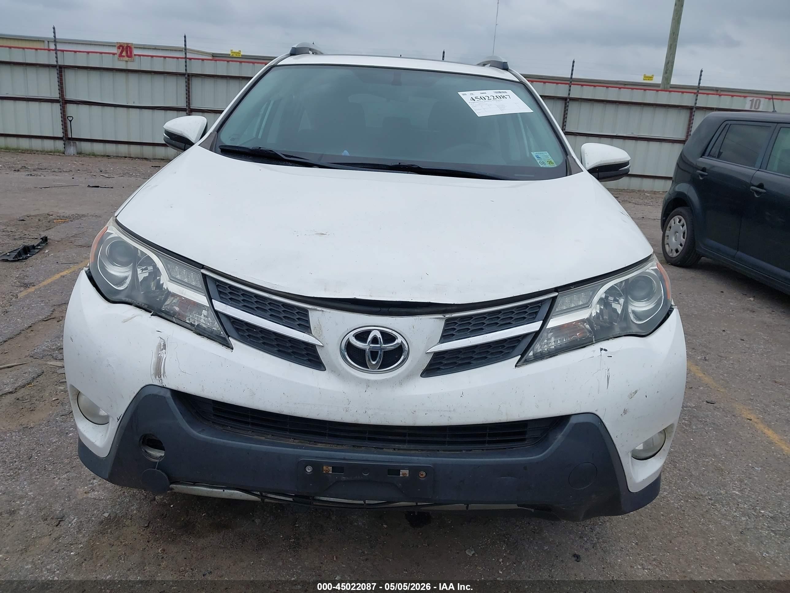 2014 Toyota Rav4 Xle White vin: 2T3WFREV7EW119488