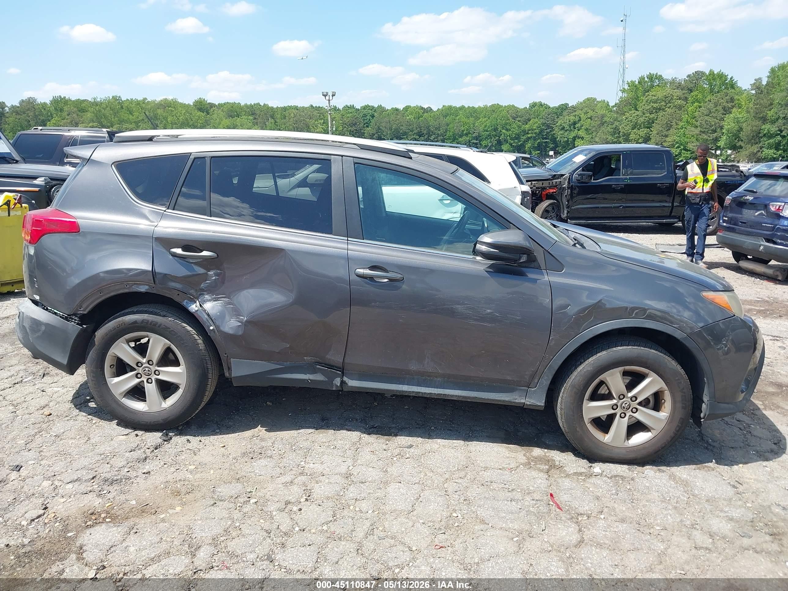 2015 Toyota Rav4 Xle Gray vin: 2T3WFREV7FW190062