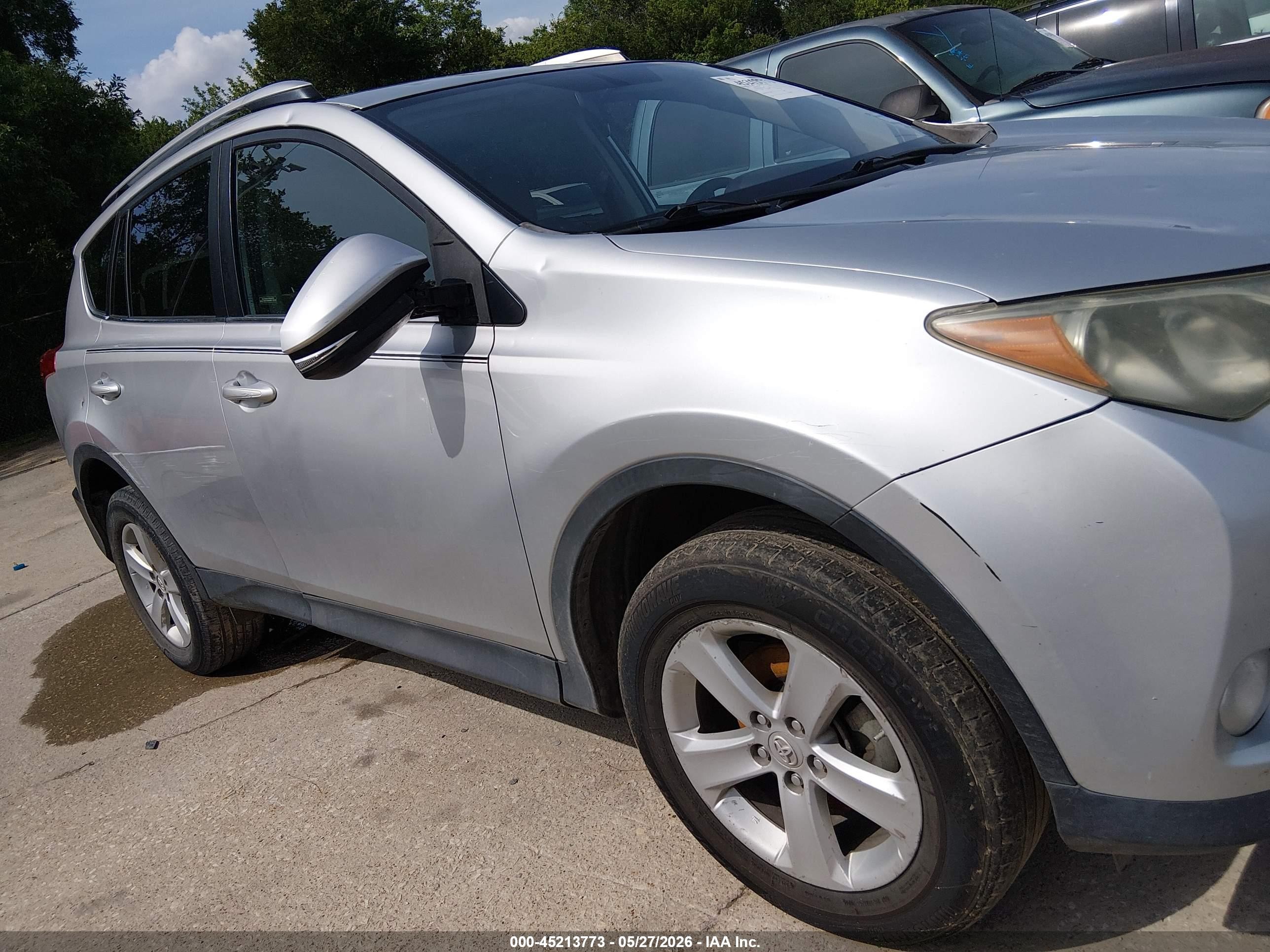 2013 Toyota Rav4 Xle Silver vin: 2T3WFREV8DW021150