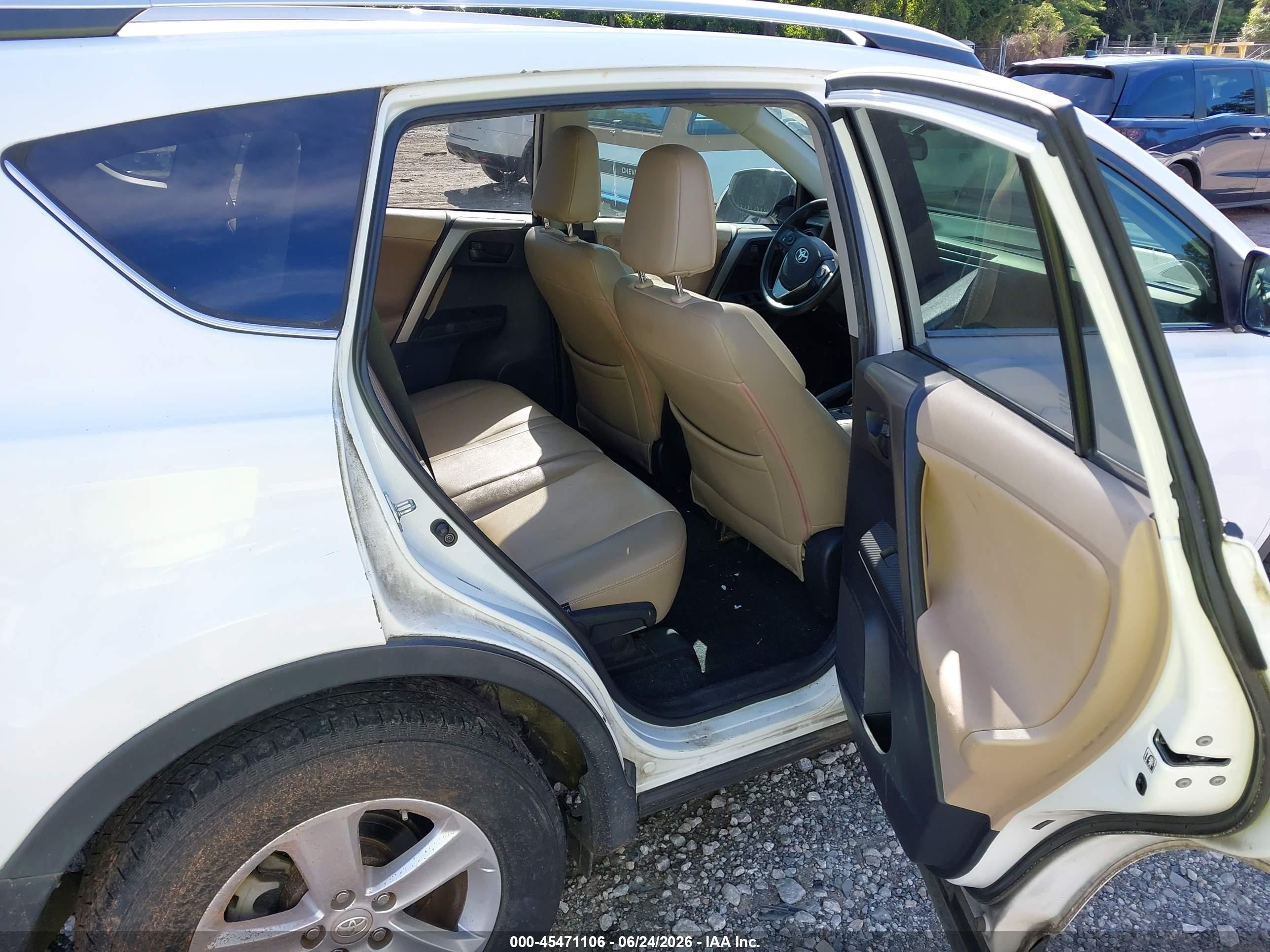 2013 Toyota Rav4 Xle White vin: 2T3WFREV8DW029278