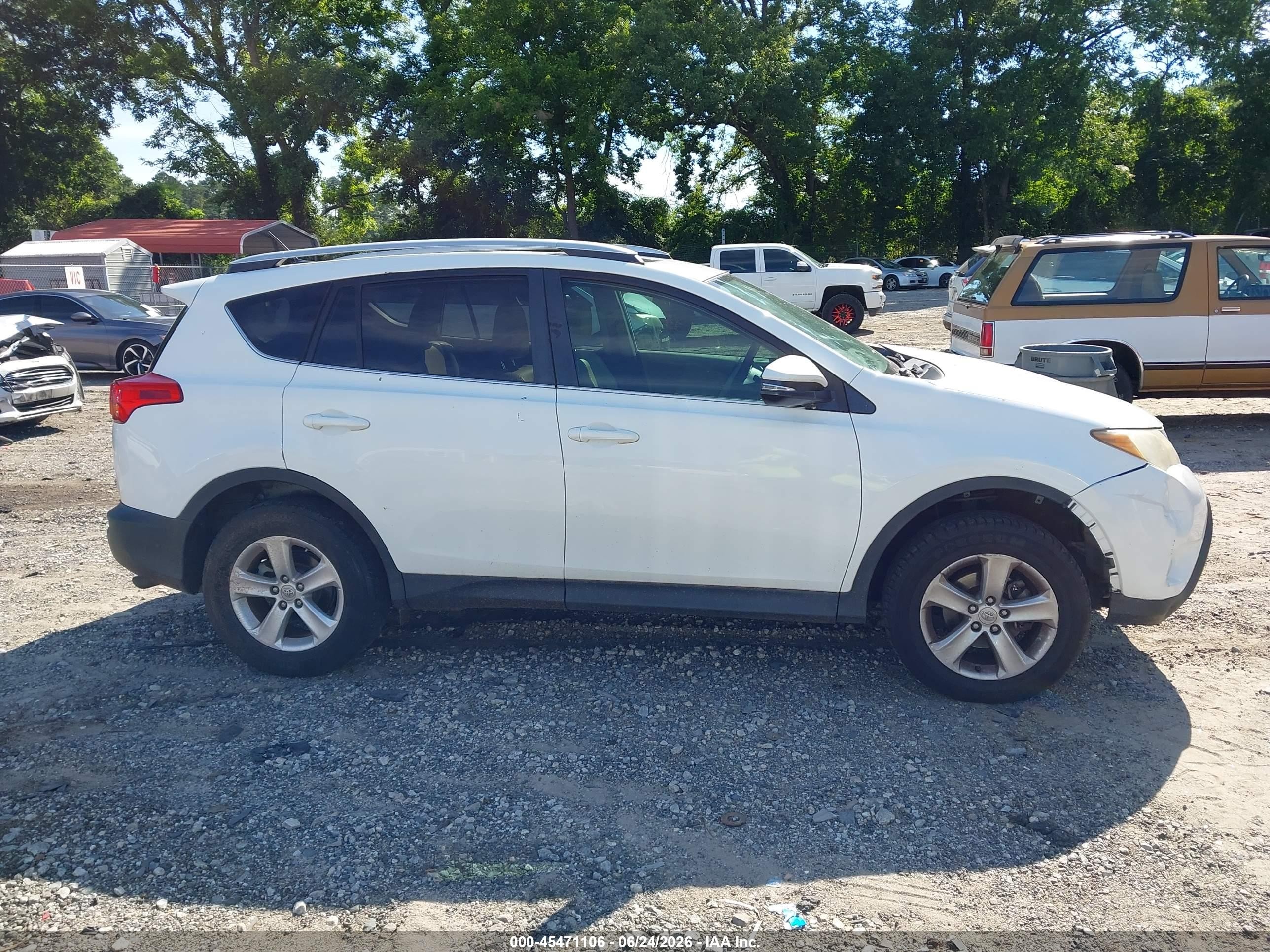 2013 Toyota Rav4 Xle White vin: 2T3WFREV8DW029278