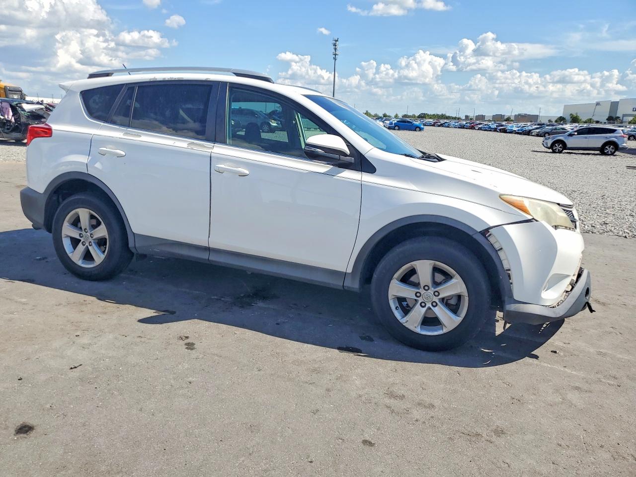2013 Toyota Rav4 Xle White vin: 2T3WFREV8DW040670