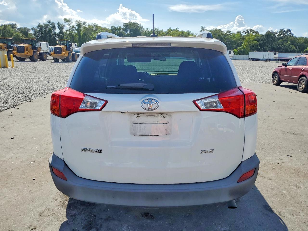 2013 Toyota Rav4 Xle White vin: 2T3WFREV8DW040670