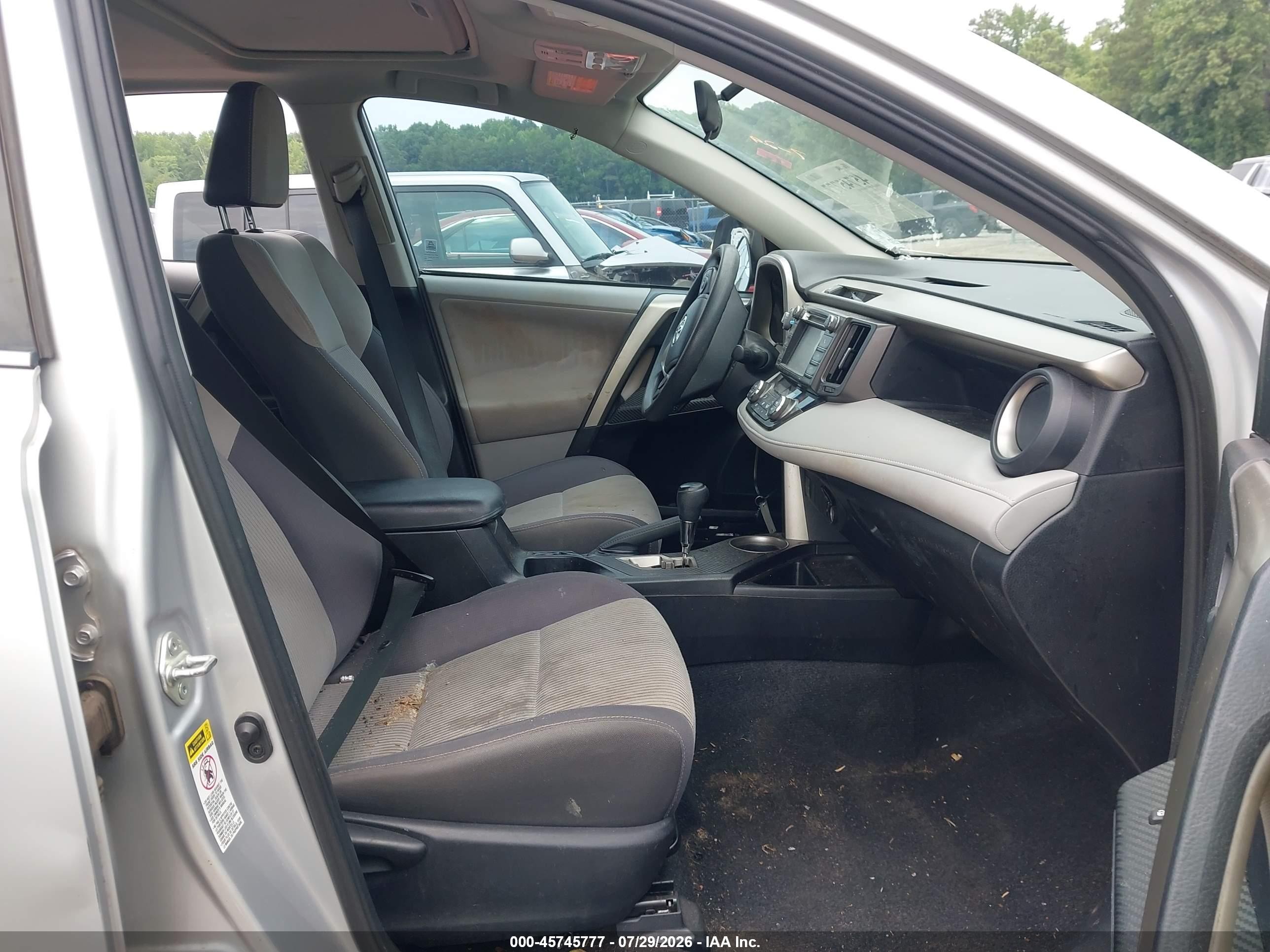 2013 Toyota Rav4 Xle Серебряный vin: 2T3WFREV8DW062376