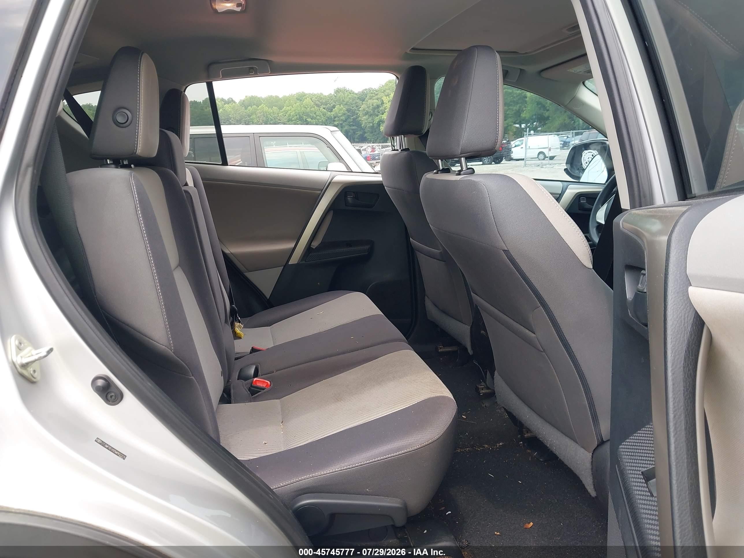 2013 Toyota Rav4 Xle Серебряный vin: 2T3WFREV8DW062376