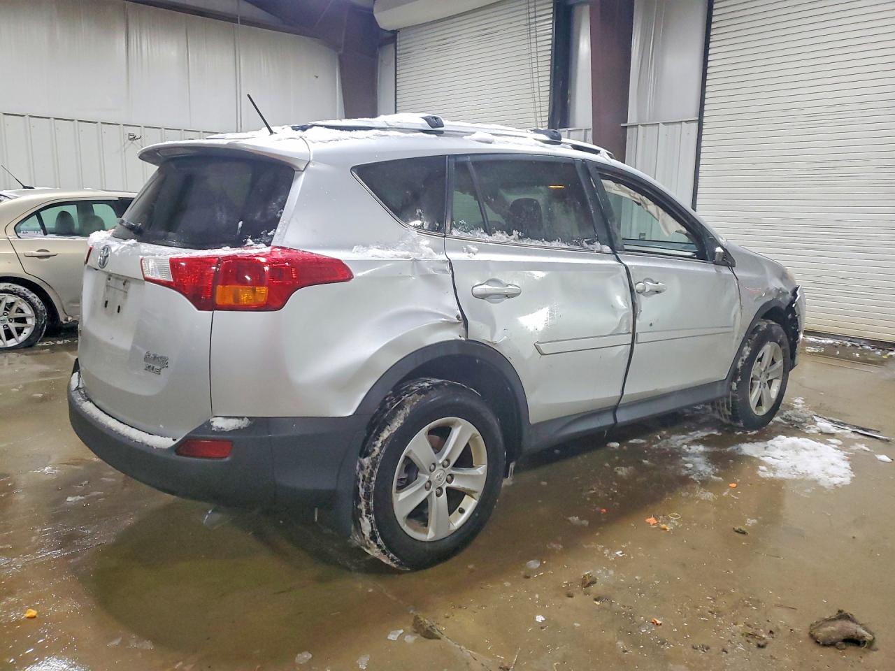 2013 Toyota Rav4 Xle Серебряный vin: 2T3WFREV8DW069957