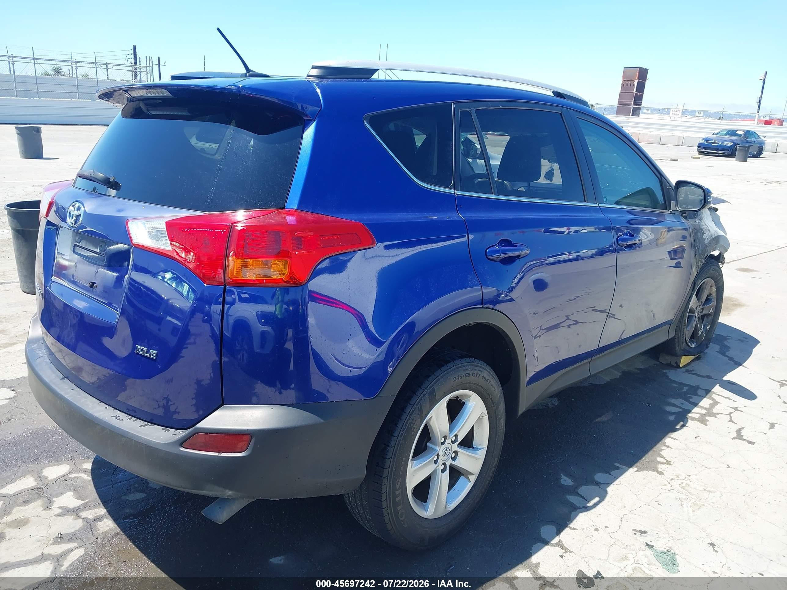 2014 Toyota Rav4 Xle Blue vin: 2T3WFREV8EW088090