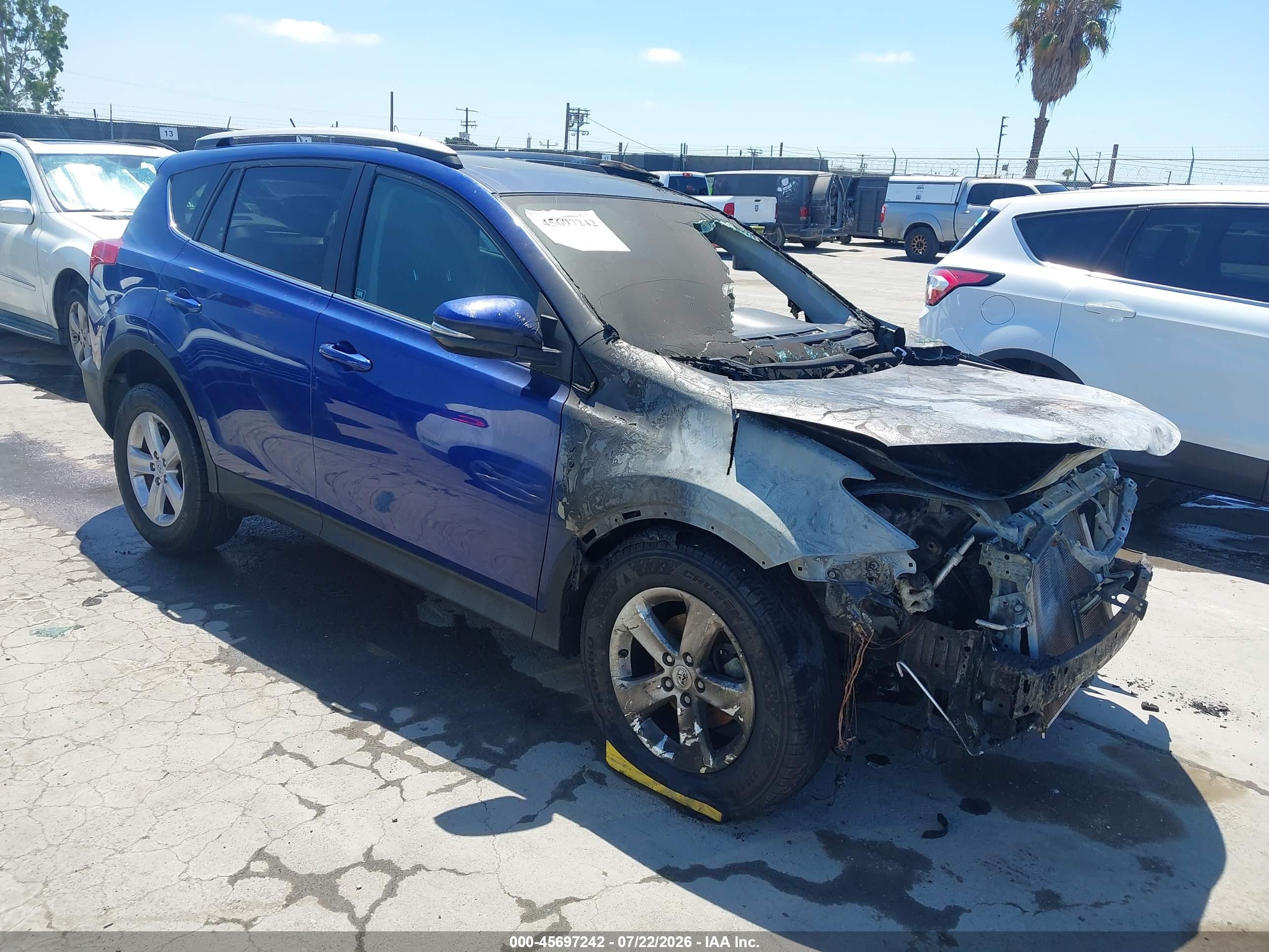 2014 Toyota Rav4 Xle Blue vin: 2T3WFREV8EW088090