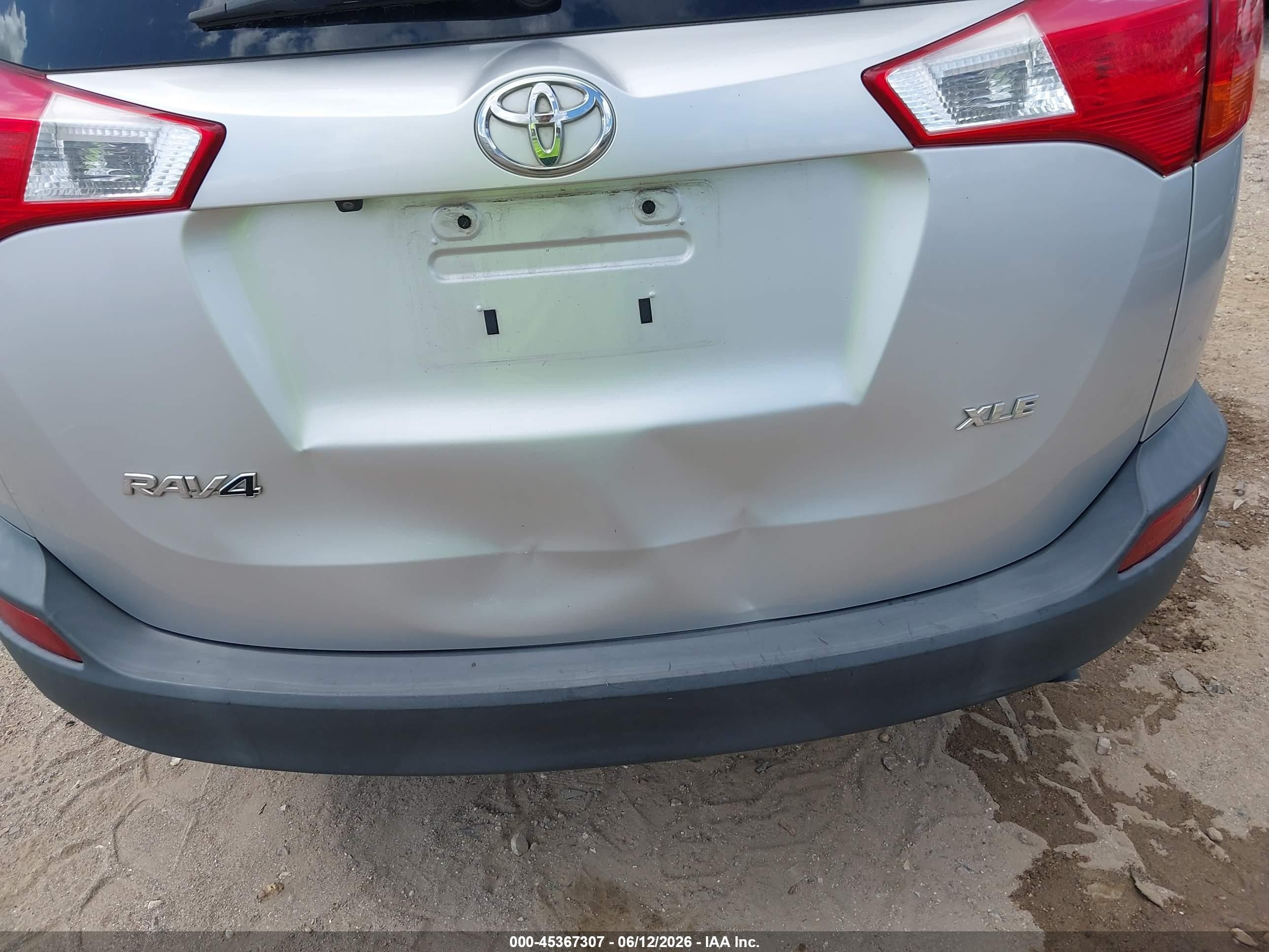 2014 Toyota Rav4 Xle Silver vin: 2T3WFREV8EW090485