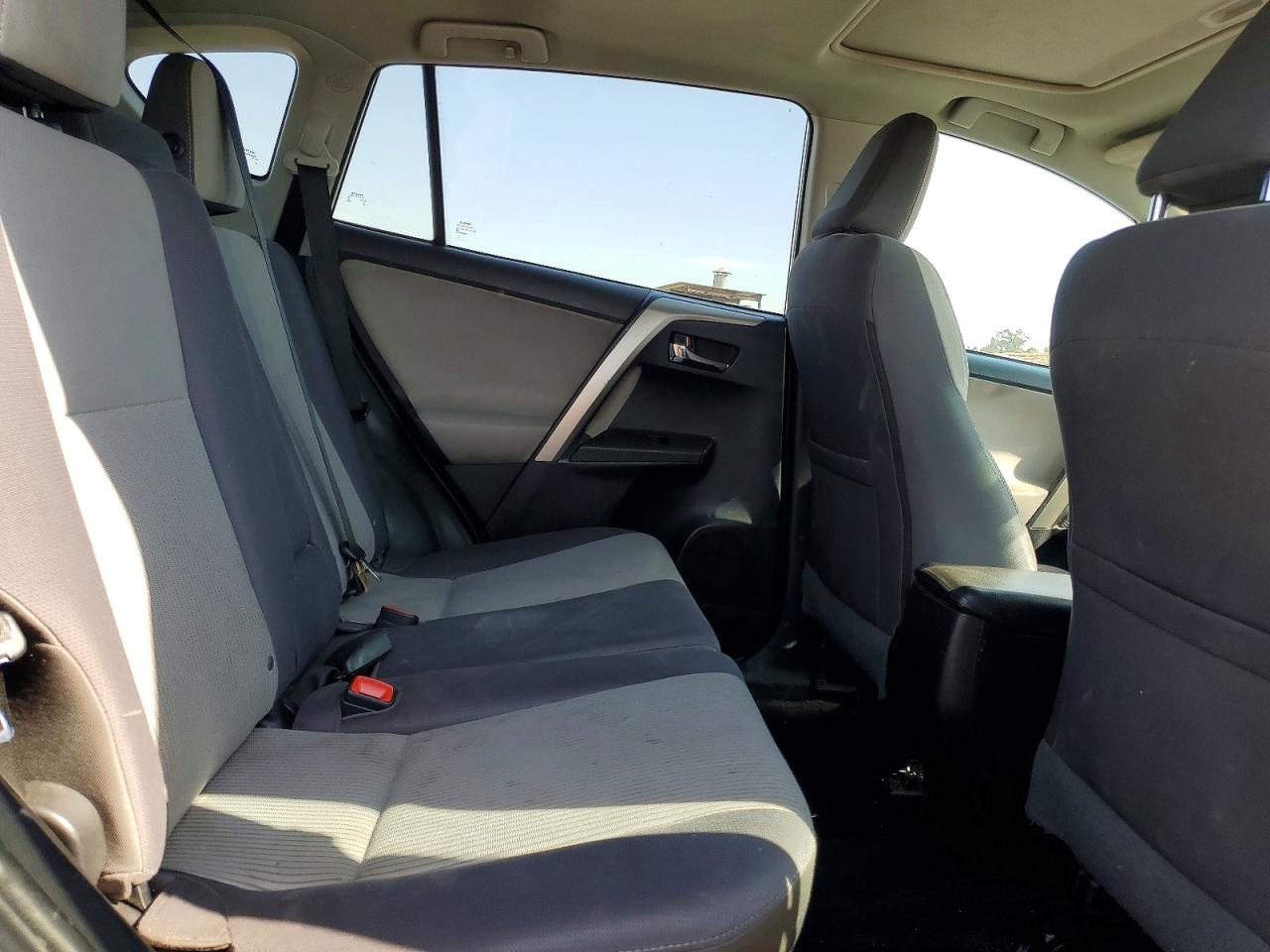 2014 Toyota Rav4 Xle Silver vin: 2T3WFREV8EW107107