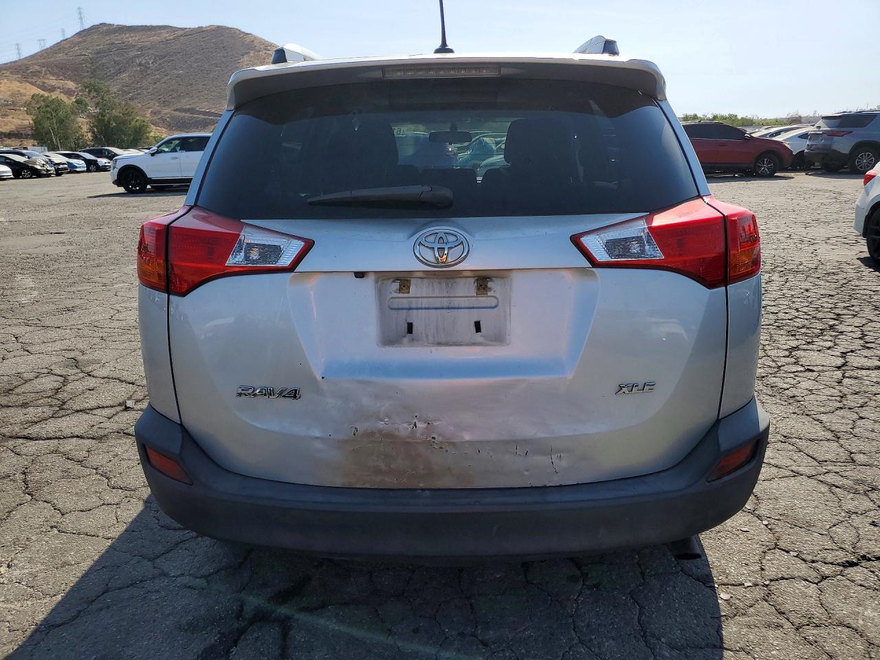 2014 Toyota Rav4 Xle Silver vin: 2T3WFREV8EW107107