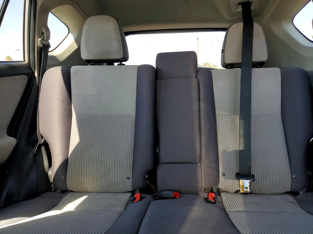 2014 Toyota Rav4 Xle Silver vin: 2T3WFREV8EW107107