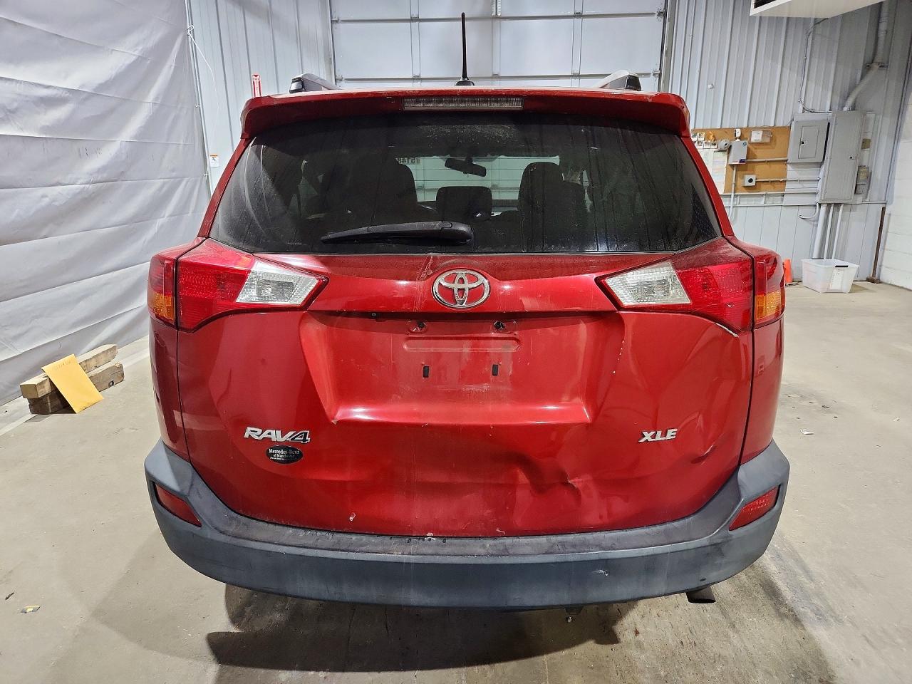 2014 Toyota Rav4 Xle Red vin: 2T3WFREV8EW108287