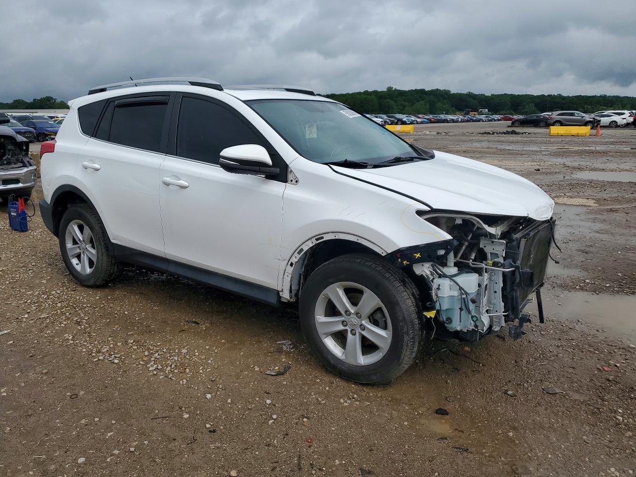 2014 Toyota Rav4 Xle White vin: 2T3WFREV8EW111898