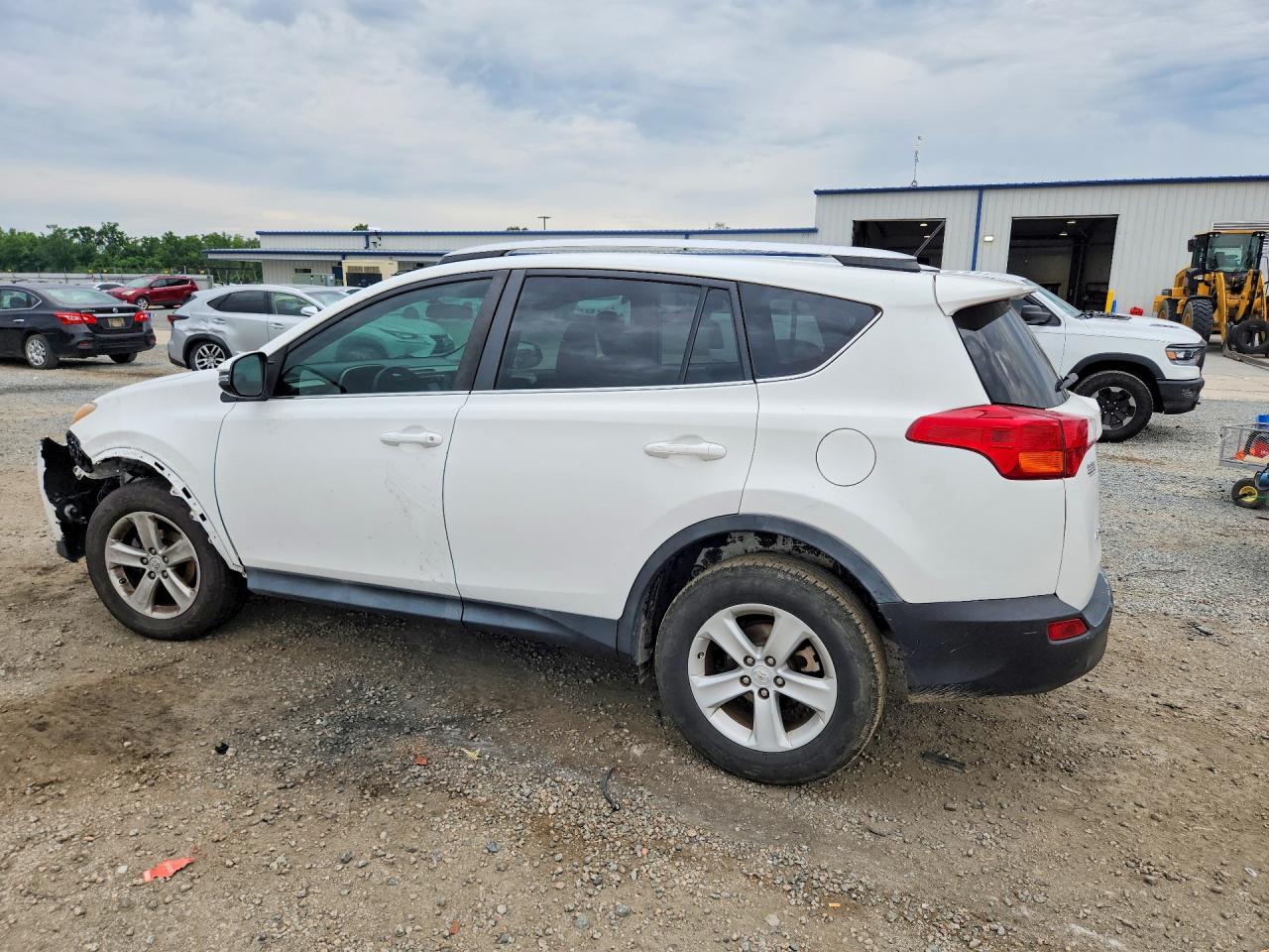 2014 Toyota Rav4 Xle White vin: 2T3WFREV8EW121198