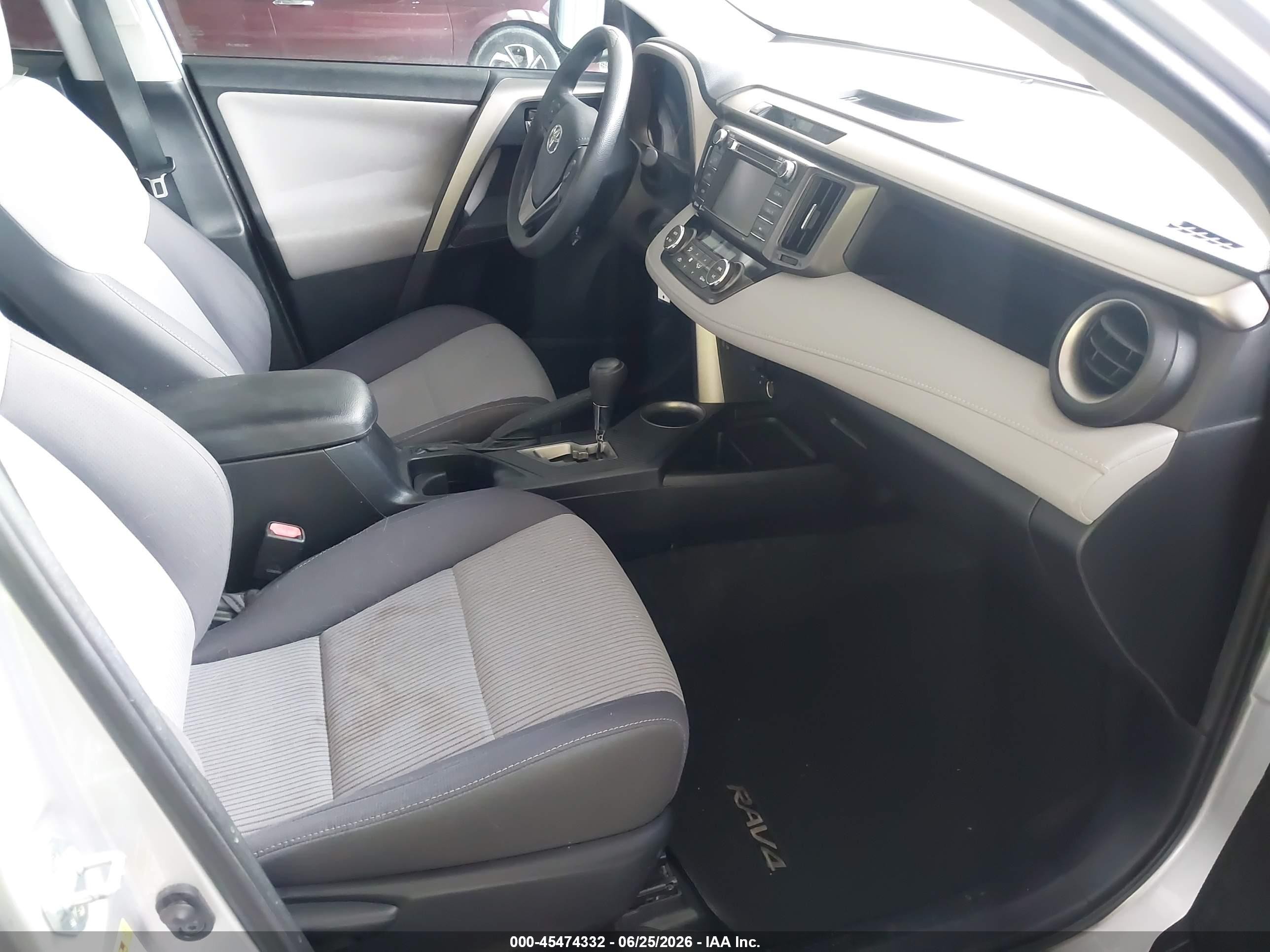 2014 Toyota Rav4 Xle Silver vin: 2T3WFREV8EW124800