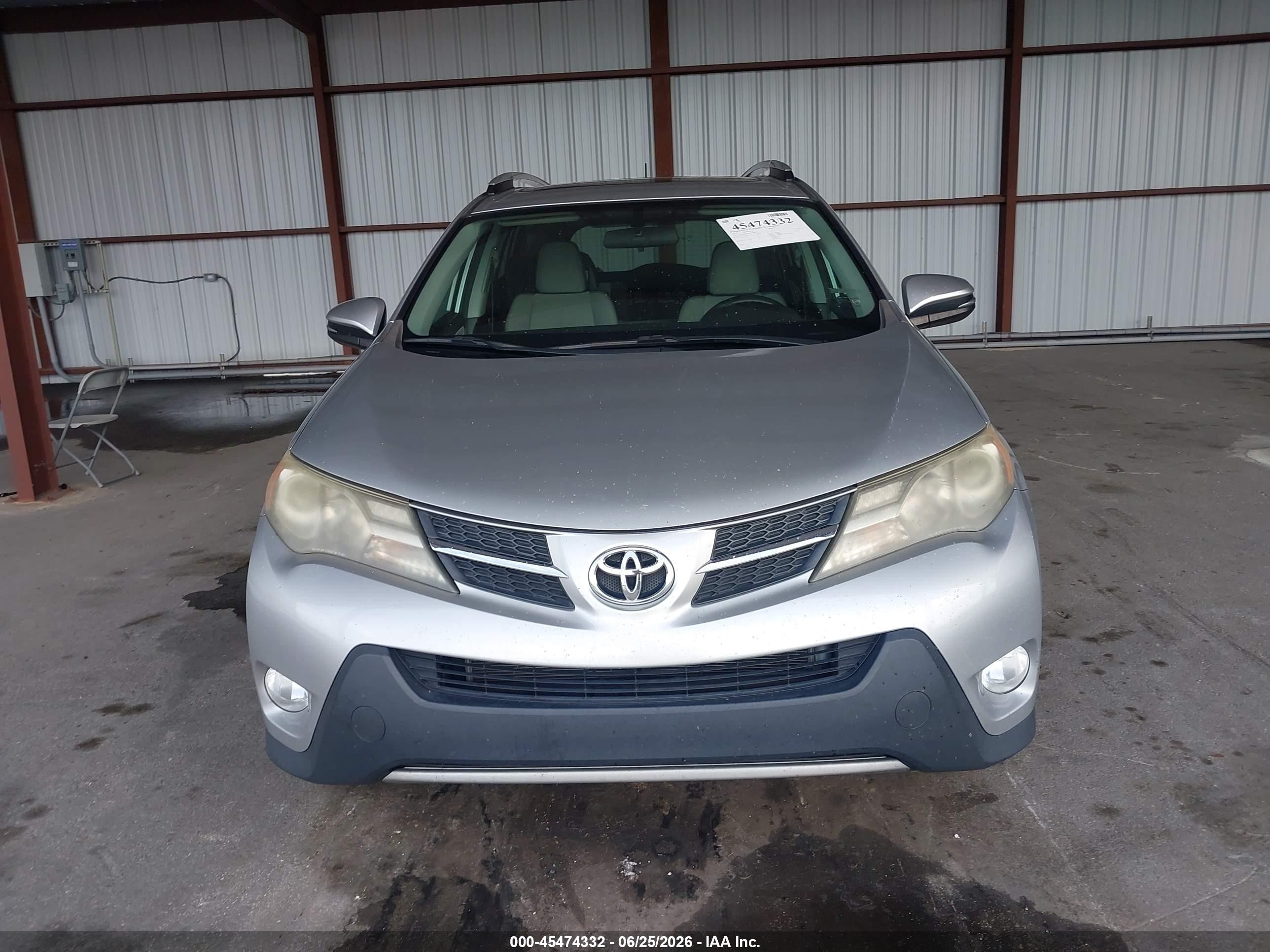 2014 Toyota Rav4 Xle Silver vin: 2T3WFREV8EW124800