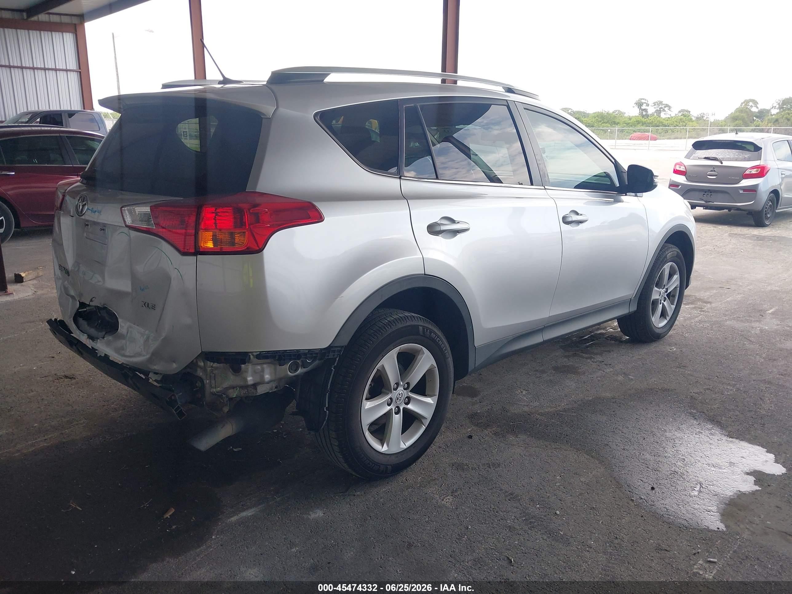 2014 Toyota Rav4 Xle Silver vin: 2T3WFREV8EW124800
