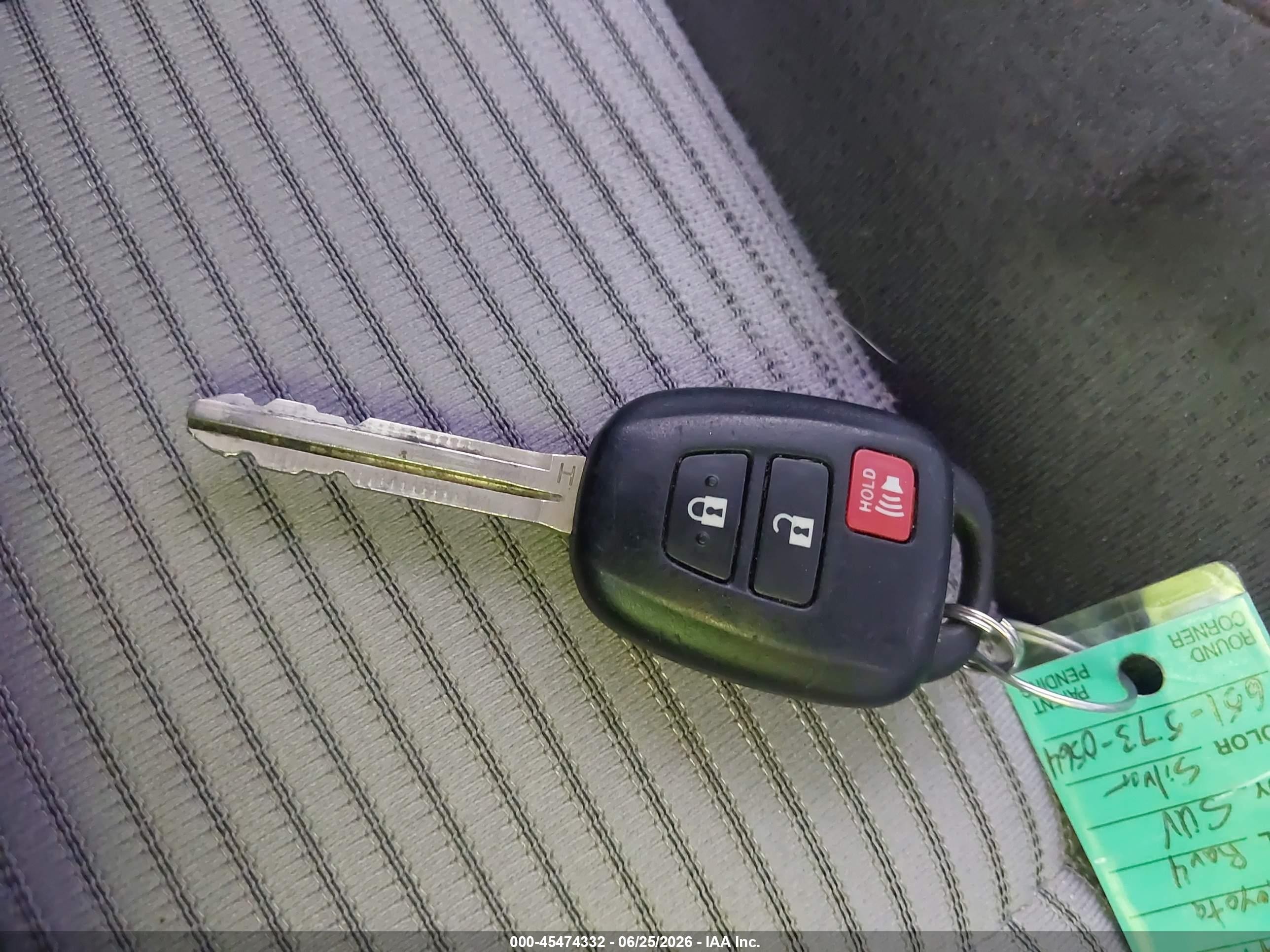 2014 Toyota Rav4 Xle Silver vin: 2T3WFREV8EW124800