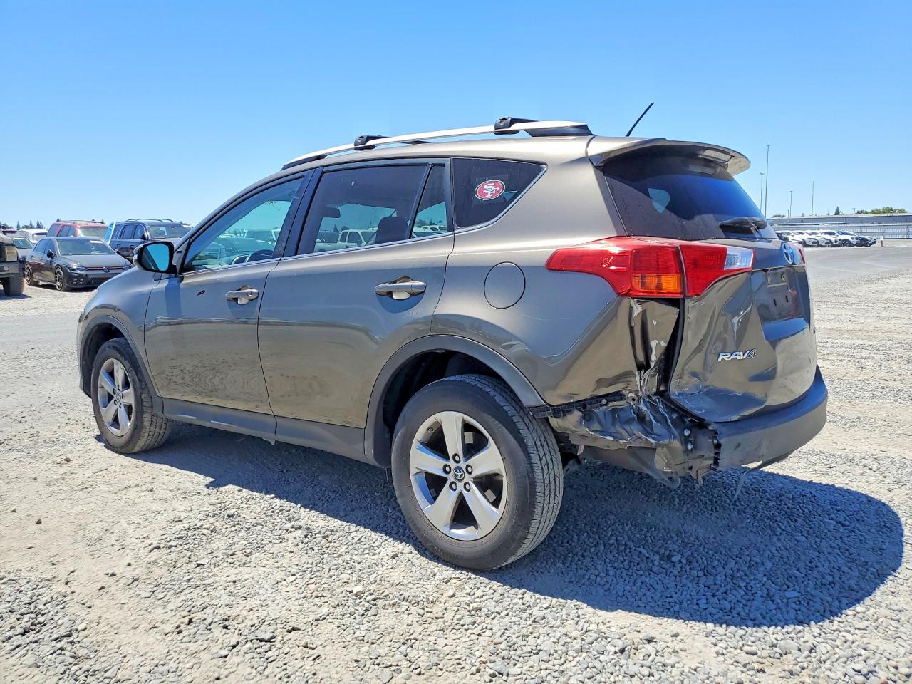2015 Toyota Rav4 Xle Brown vin: 2T3WFREV8FW174954