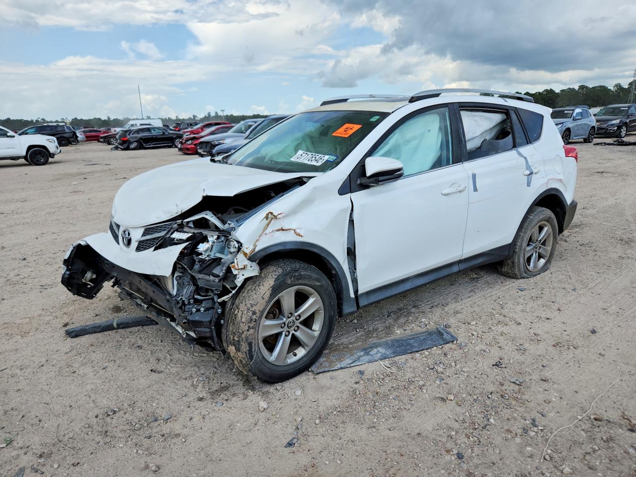 2015 Toyota Rav4 Xle White vin: 2T3WFREV8FW175201