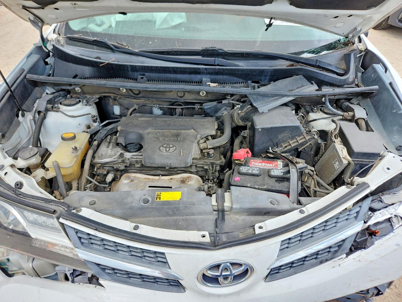 2015 Toyota Rav4 Xle White vin: 2T3WFREV8FW175201
