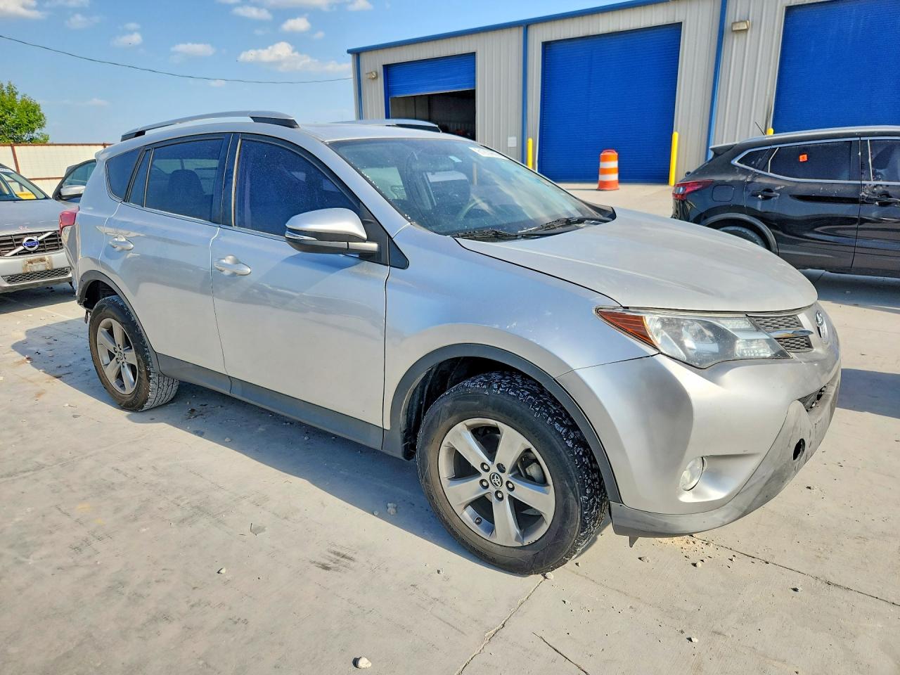 2015 Toyota Rav4 Xle Silver vin: 2T3WFREV8FW224980