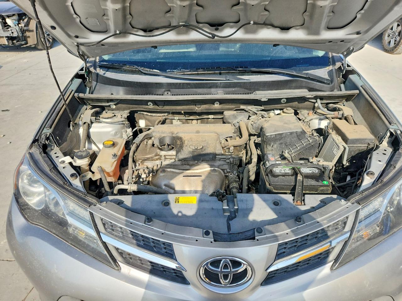 2015 Toyota Rav4 Xle Silver vin: 2T3WFREV8FW224980