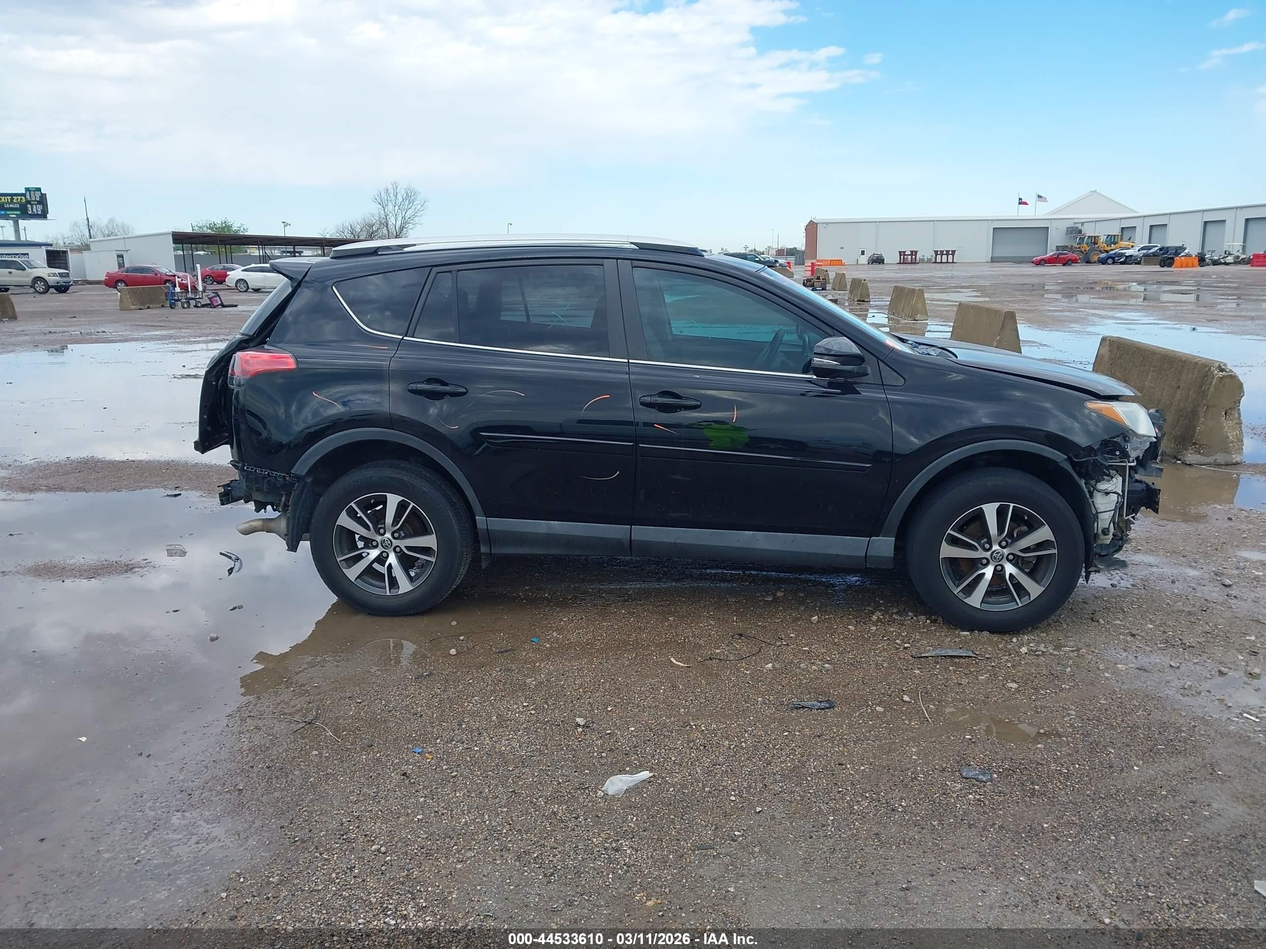 2016 Toyota Rav4 Xle Black vin: 2T3WFREV8GW274814