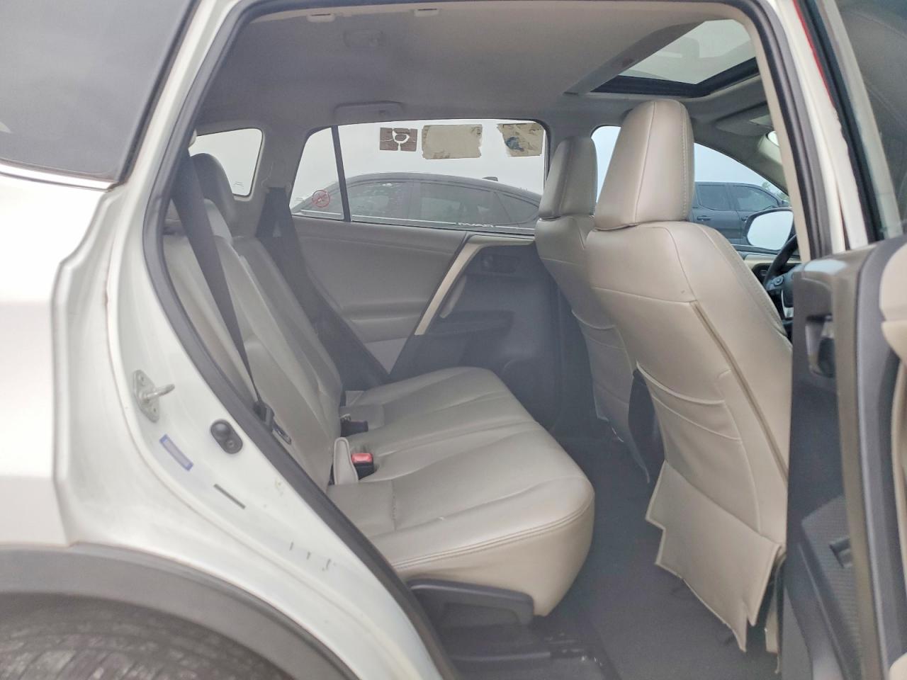 2013 Toyota Rav4 Xle White vin: 2T3WFREV9DW018130